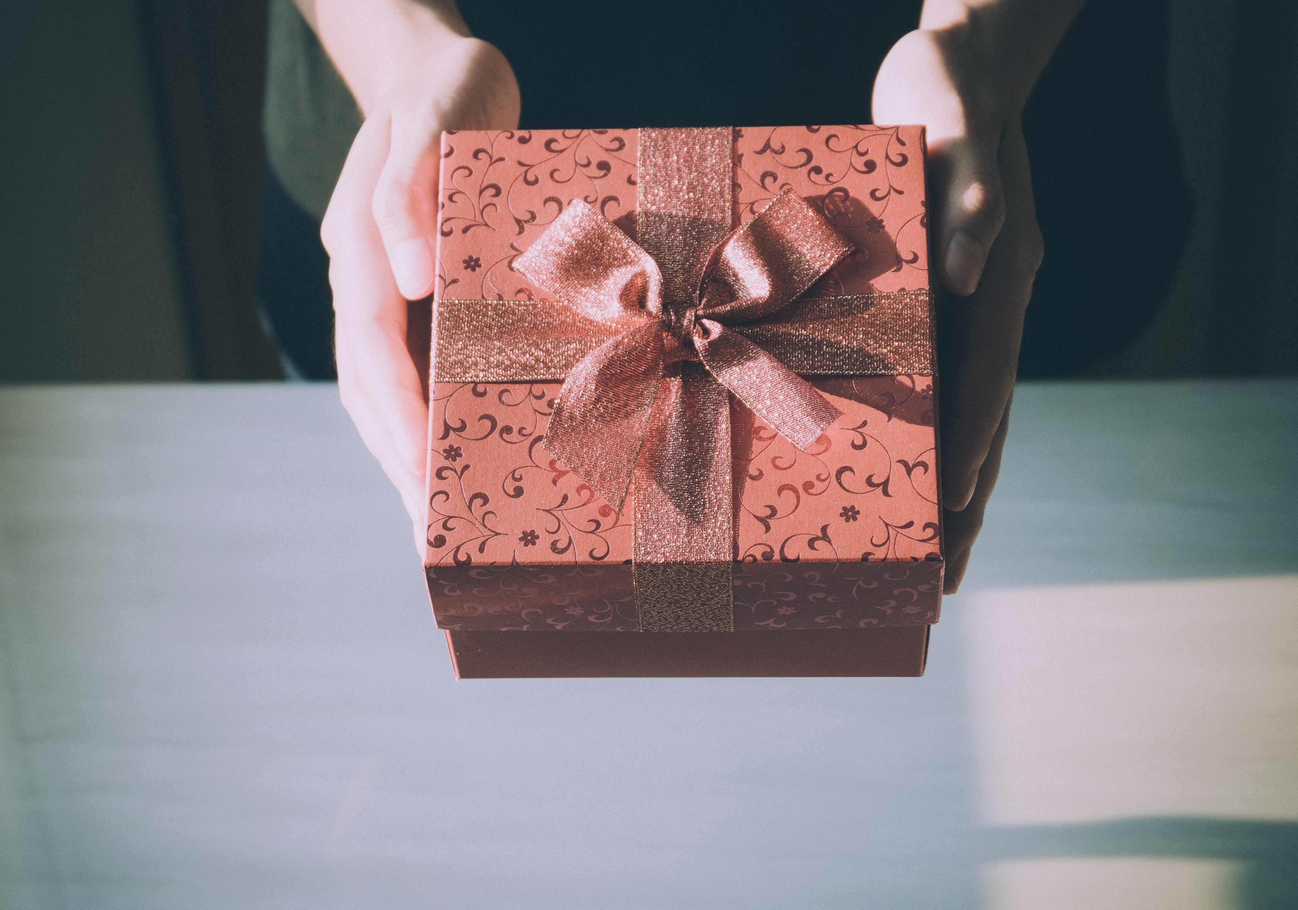 Best perfume gift sets for women this Christmas