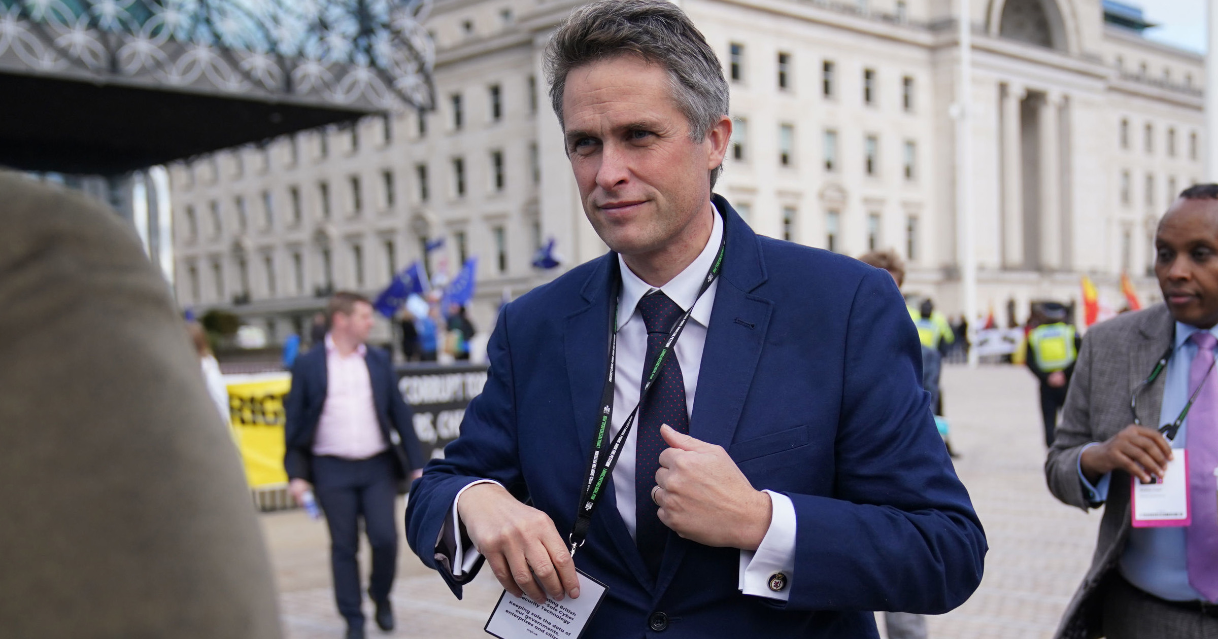 Gavin Williamson abusive texts allegations