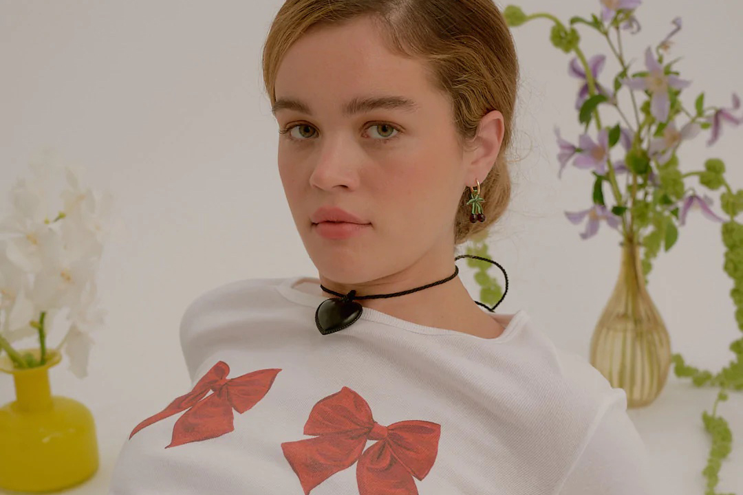 Best graphic tees for women this season for stylish and bold designs