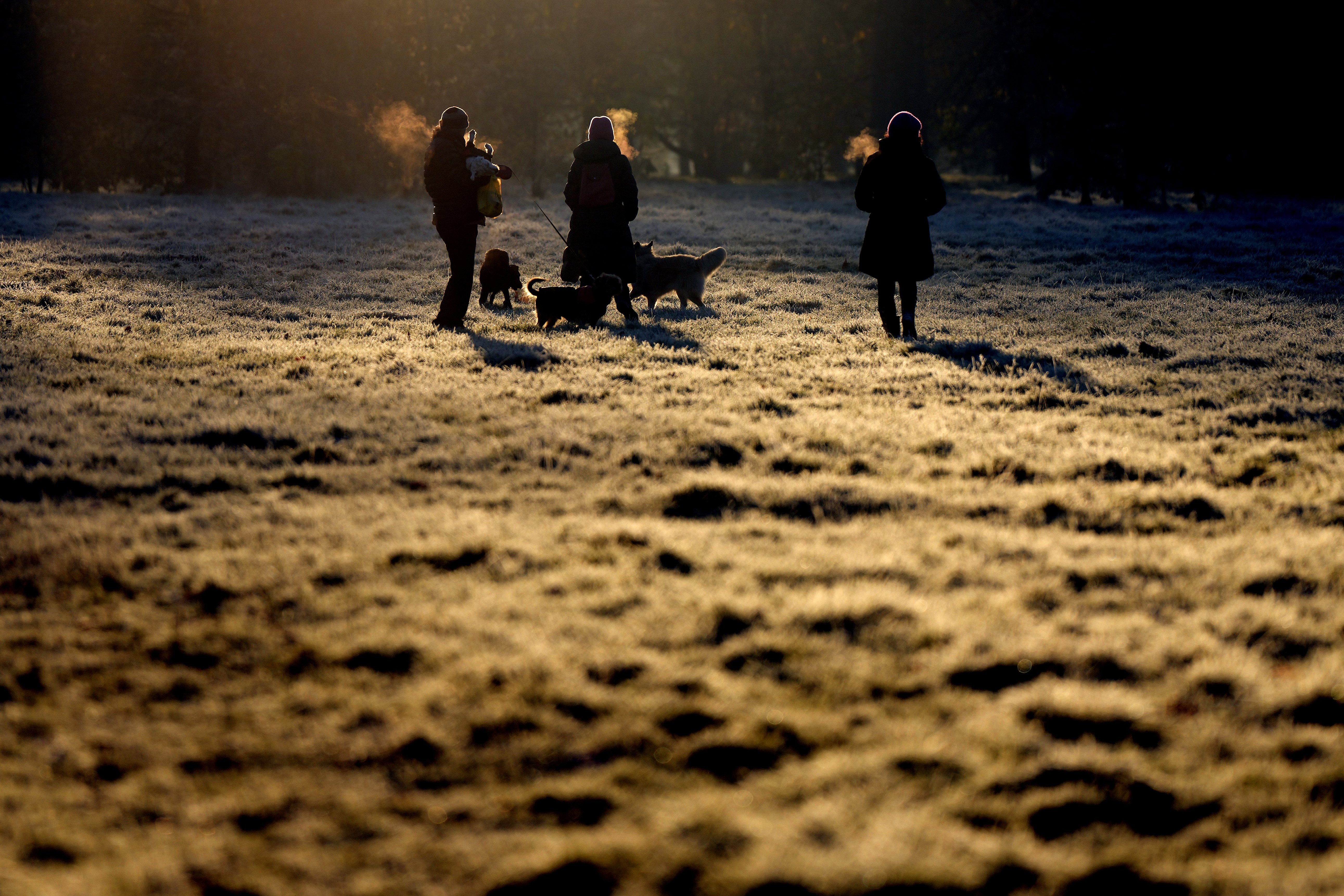 UK shivers on coldest December night in a decade