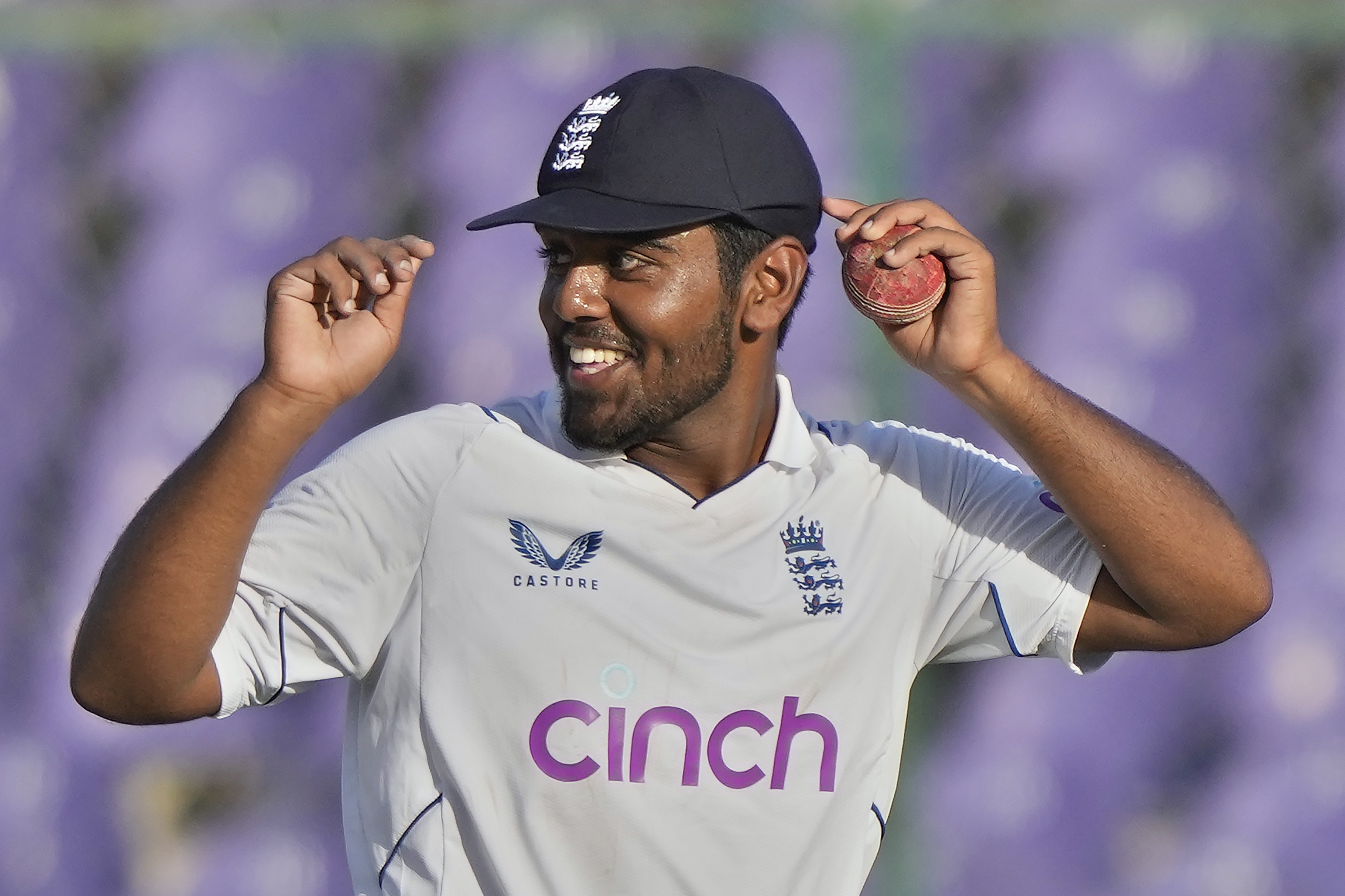 Rehan Ahmed and Tom Abell named in depleted England squad for Bangladesh tour 