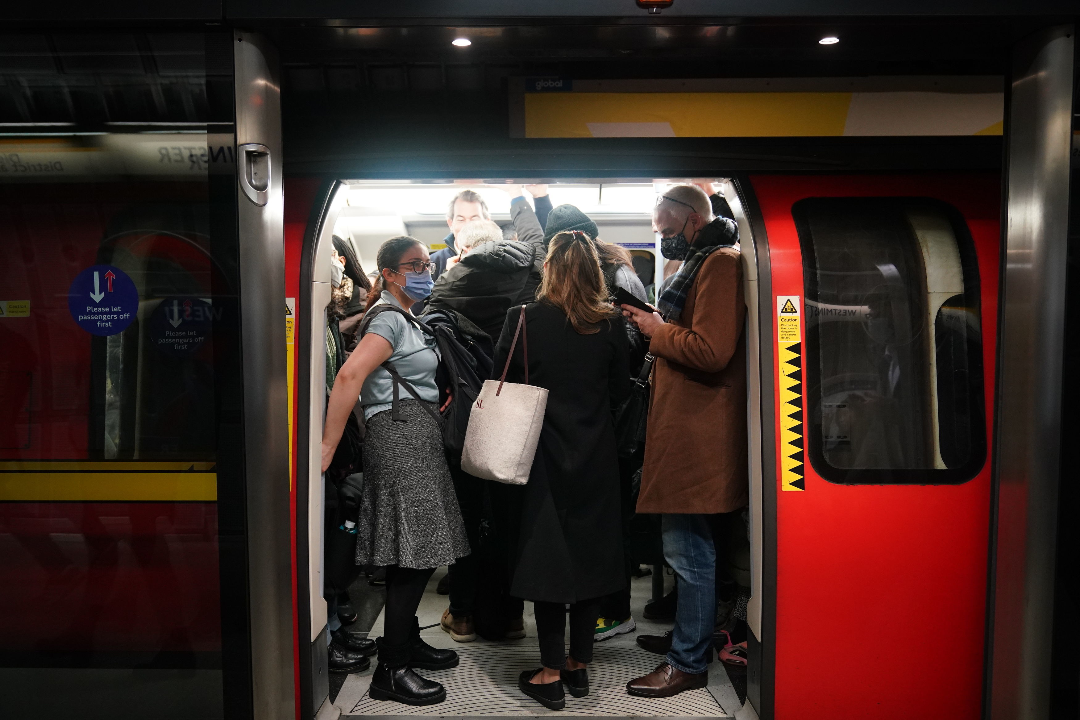 London Underground staff to be re-balloted on strike action amid ongoing pay dispute
