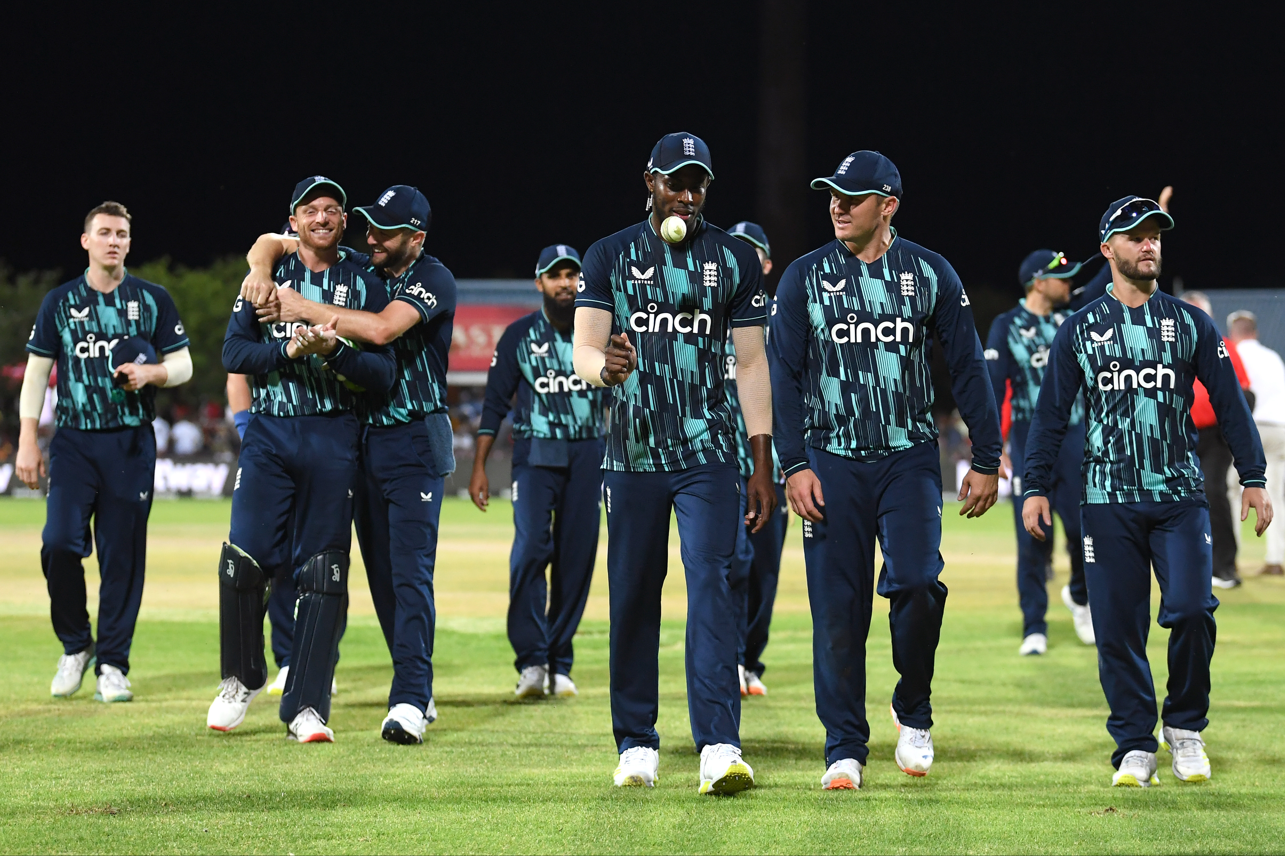 Jofra Archer signs off in style as England come late to party to end losing streak