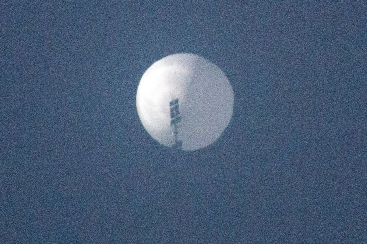 Chinese spy balloon ‘was 200ft tall and may have had explosives’ 
