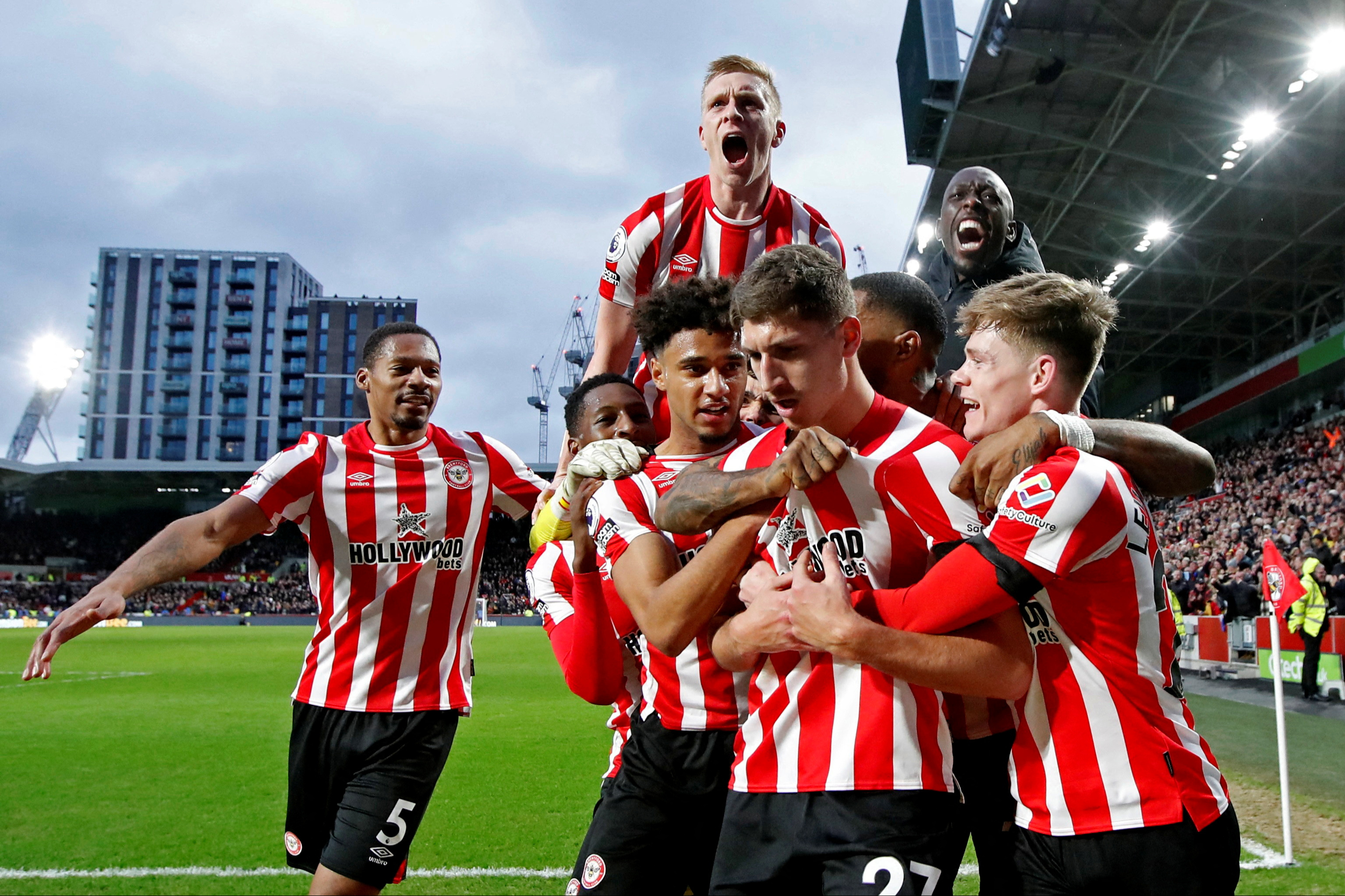 Brentford 1-1 Crystal Palace: Vitaly Janelt breaks Eagles hearts in injury time
