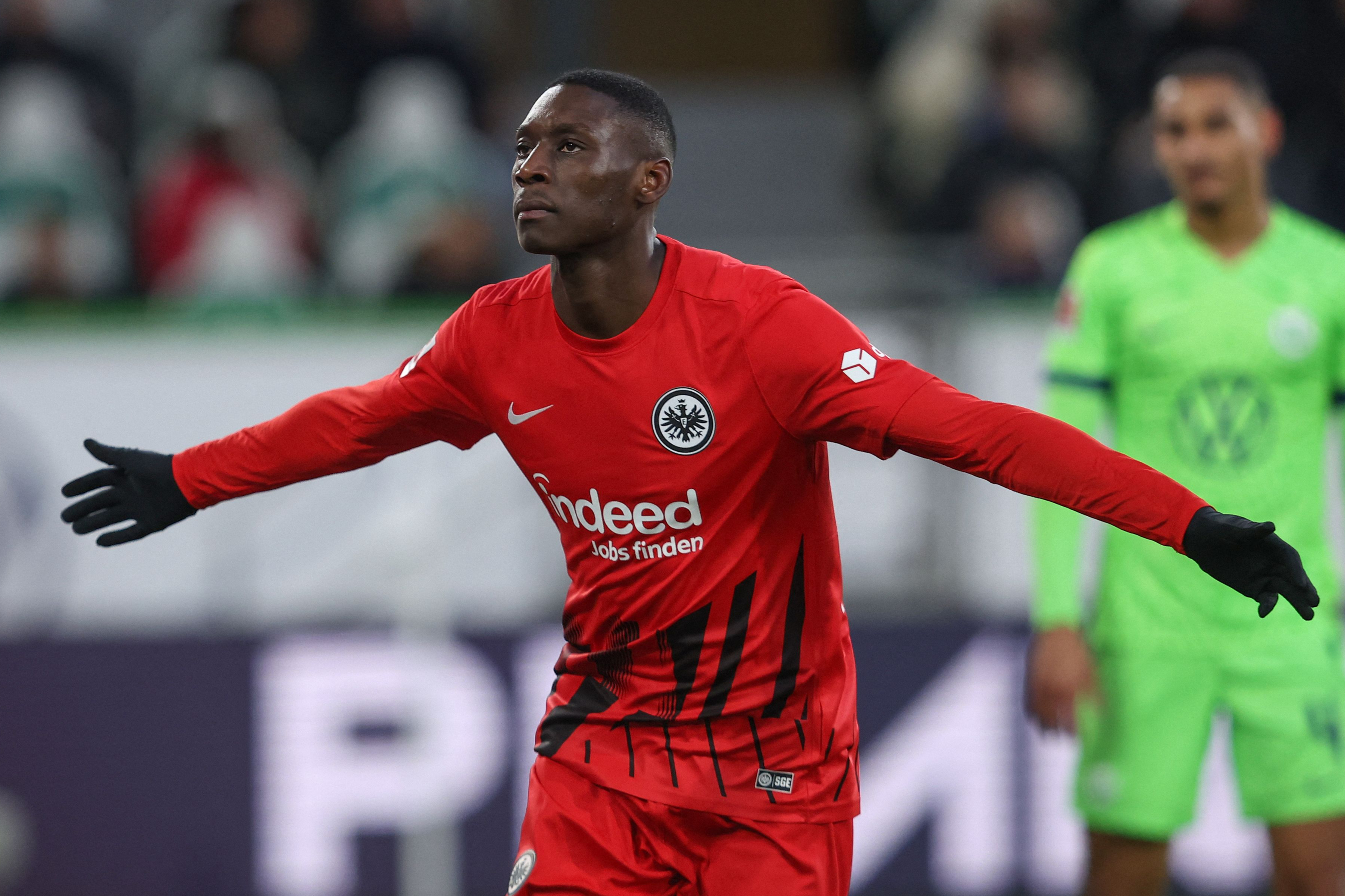 Chelsea and Manchester United on alert as Randal Kolo Muani reveals ‘dream’ transfer plan