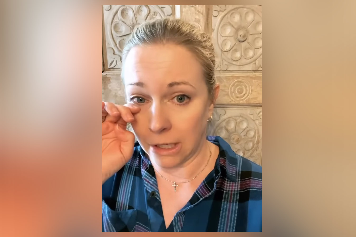 Melissa Joan Hart describes helping children ‘escape’ school shooting
