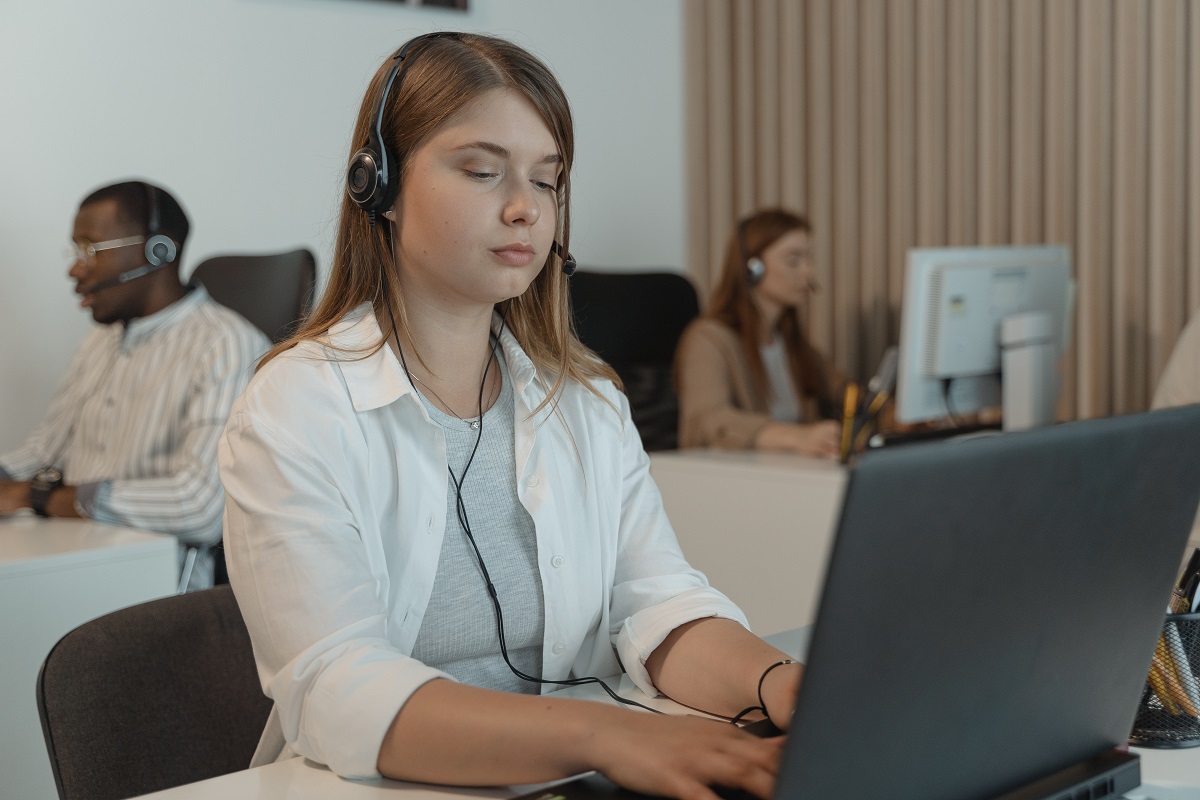 TUC says AI needs regulation