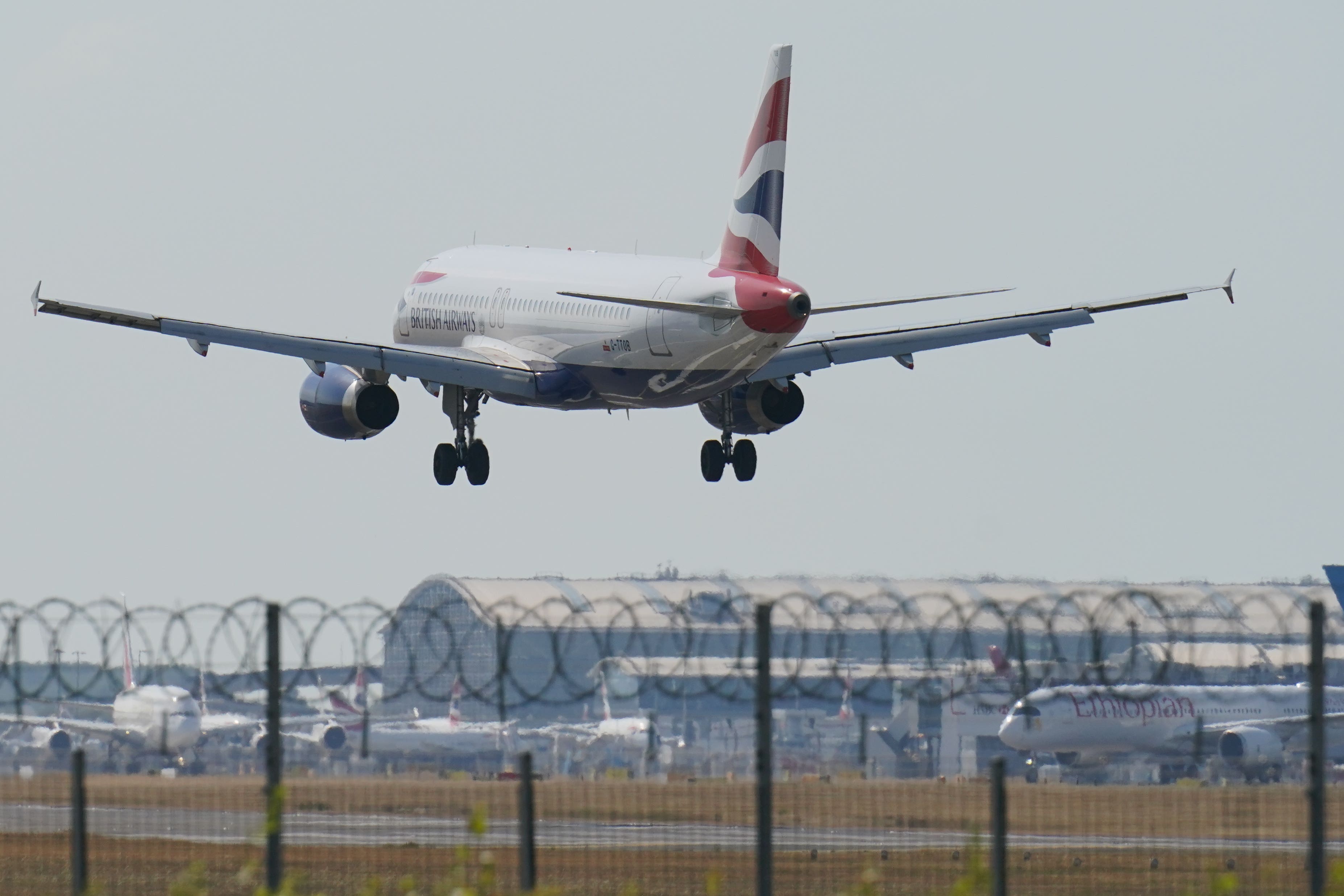 ‘Nothing we can do’  to turn a profit — Heathrow boss slams CAA cap