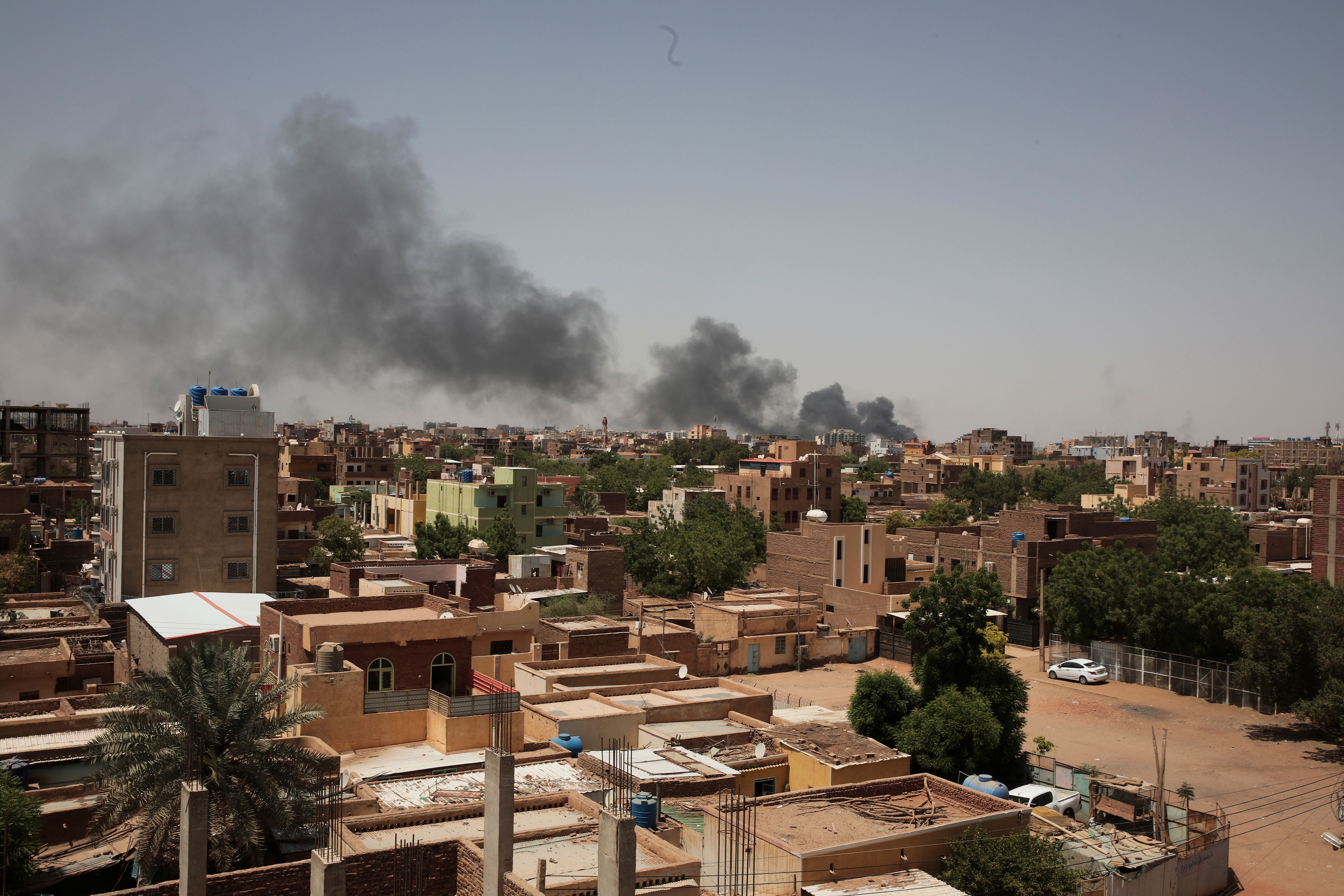 First rescue flight for hundreds of Britons to leave Sudan ‘within hours’