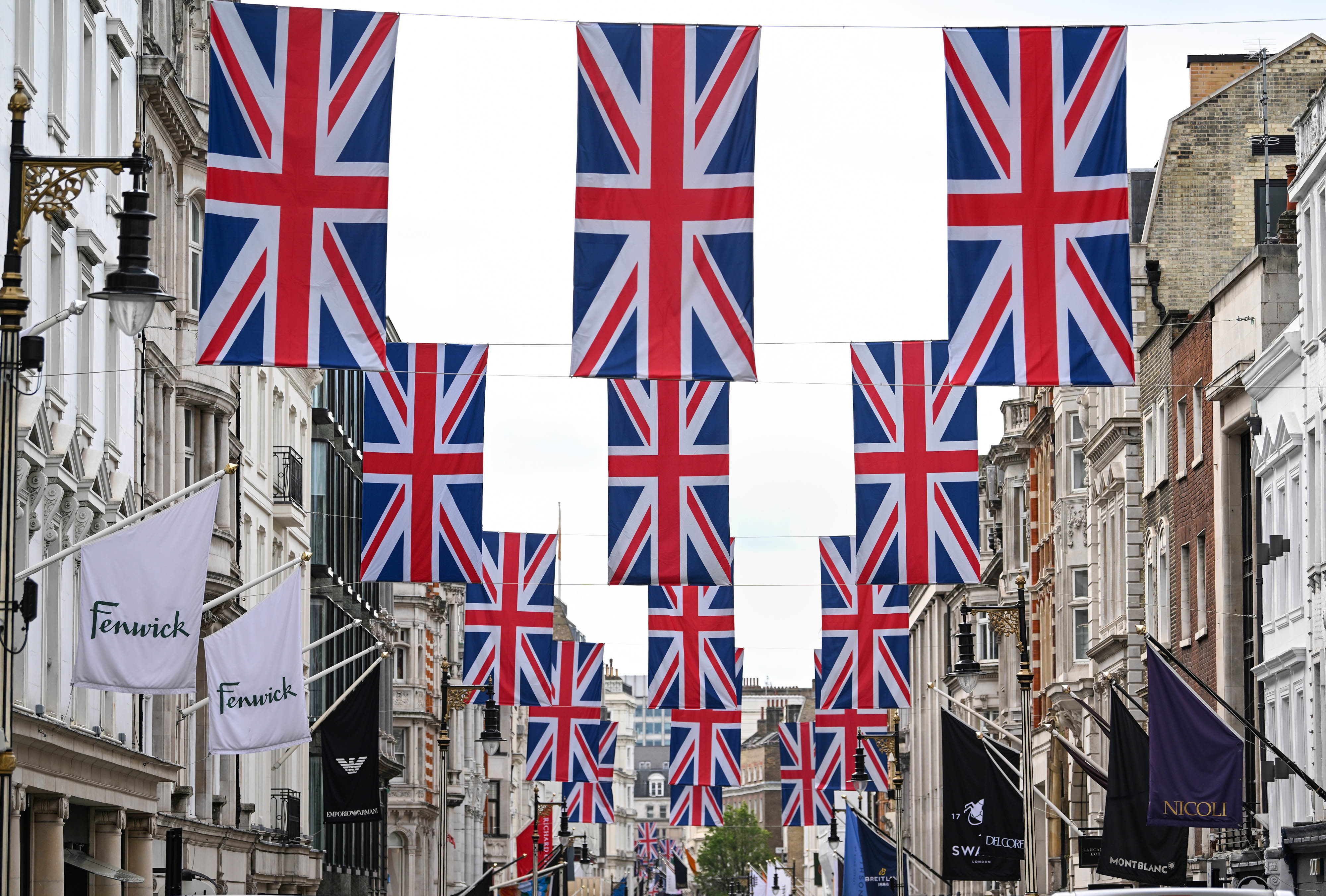 Take part in the Big Help Out for the King’s Coronation