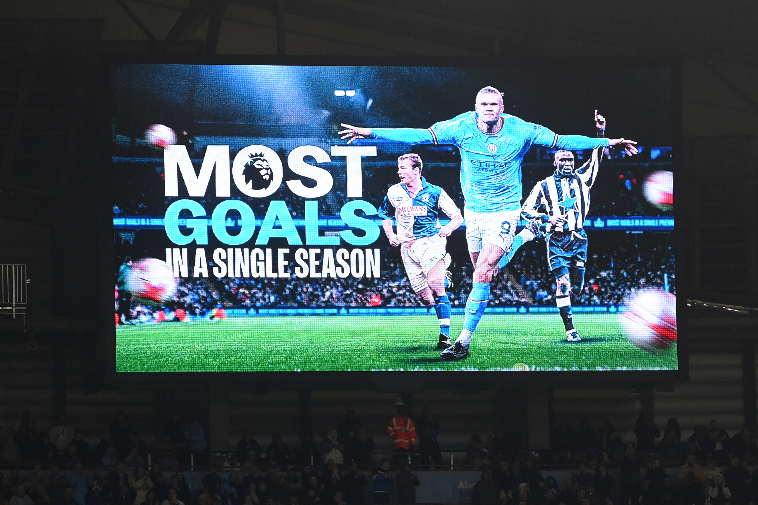 Man City 3-0 West Ham: Erling Haaland breaks Premier League goal record in latest Arsenal title blow