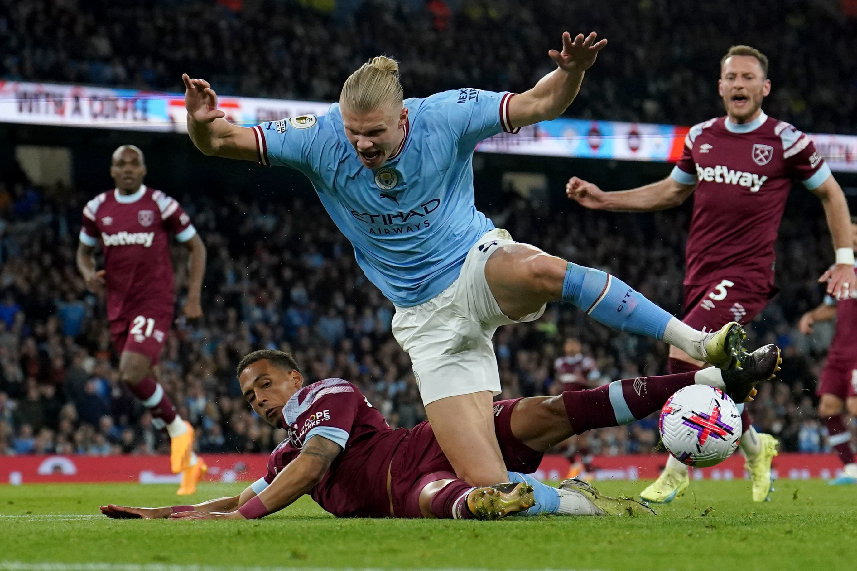 West Ham player ratings vs Man City: Thilo Kehrer steps up but Jarrod Bowen lacks any impact