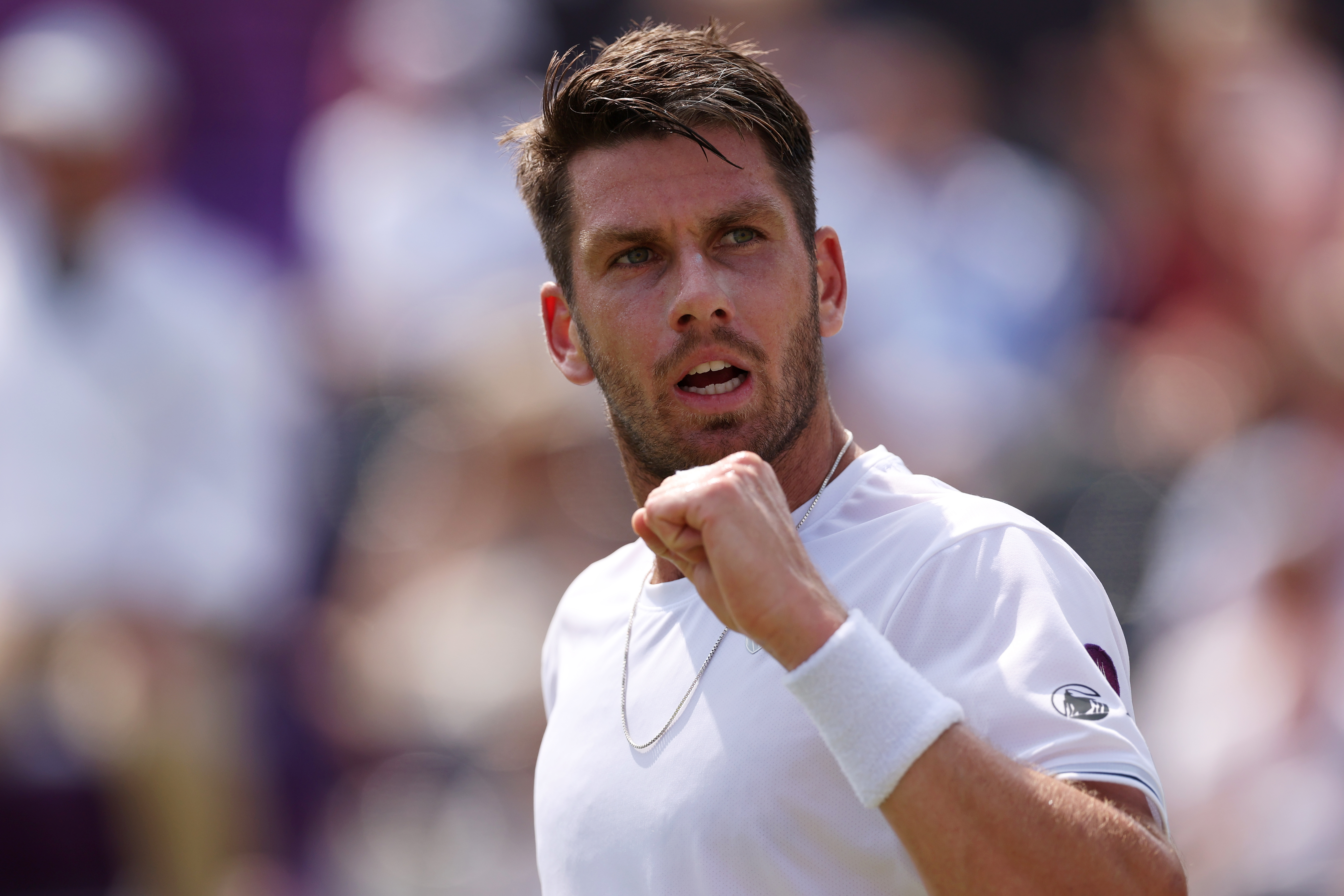 Cameron Norrie gets grasscourt season off to winning start with Queen’s victory