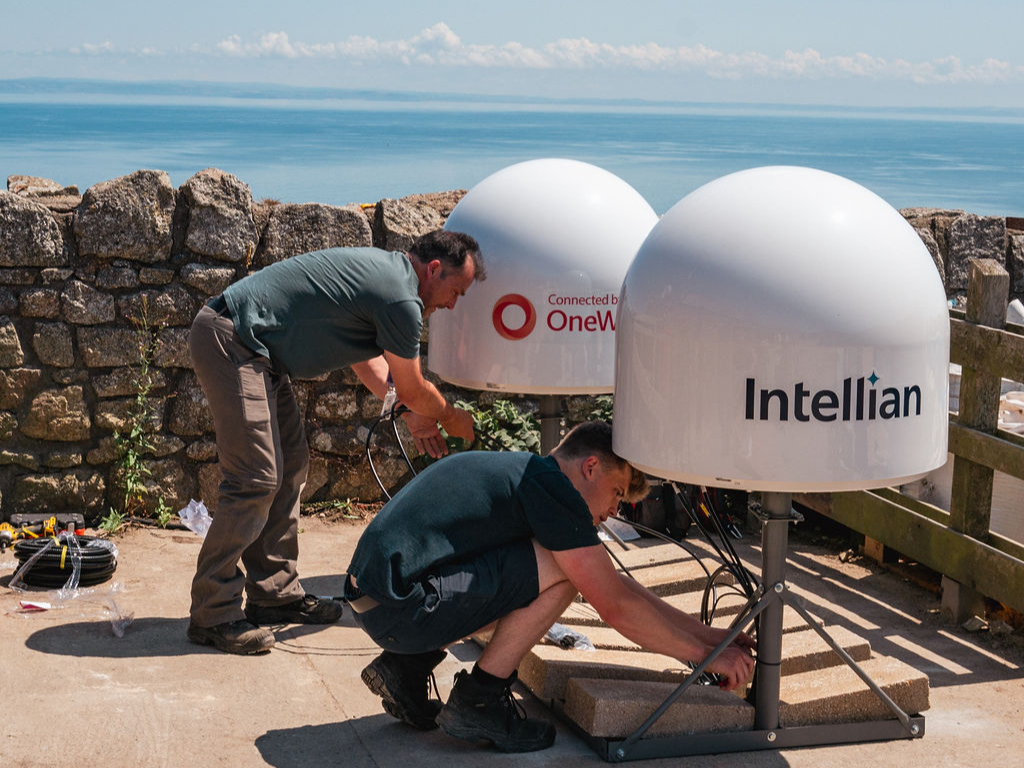BT engineers on Lundy island set up portable ground stations to receive satellite internet signals from OneWeb’s satellite constellation