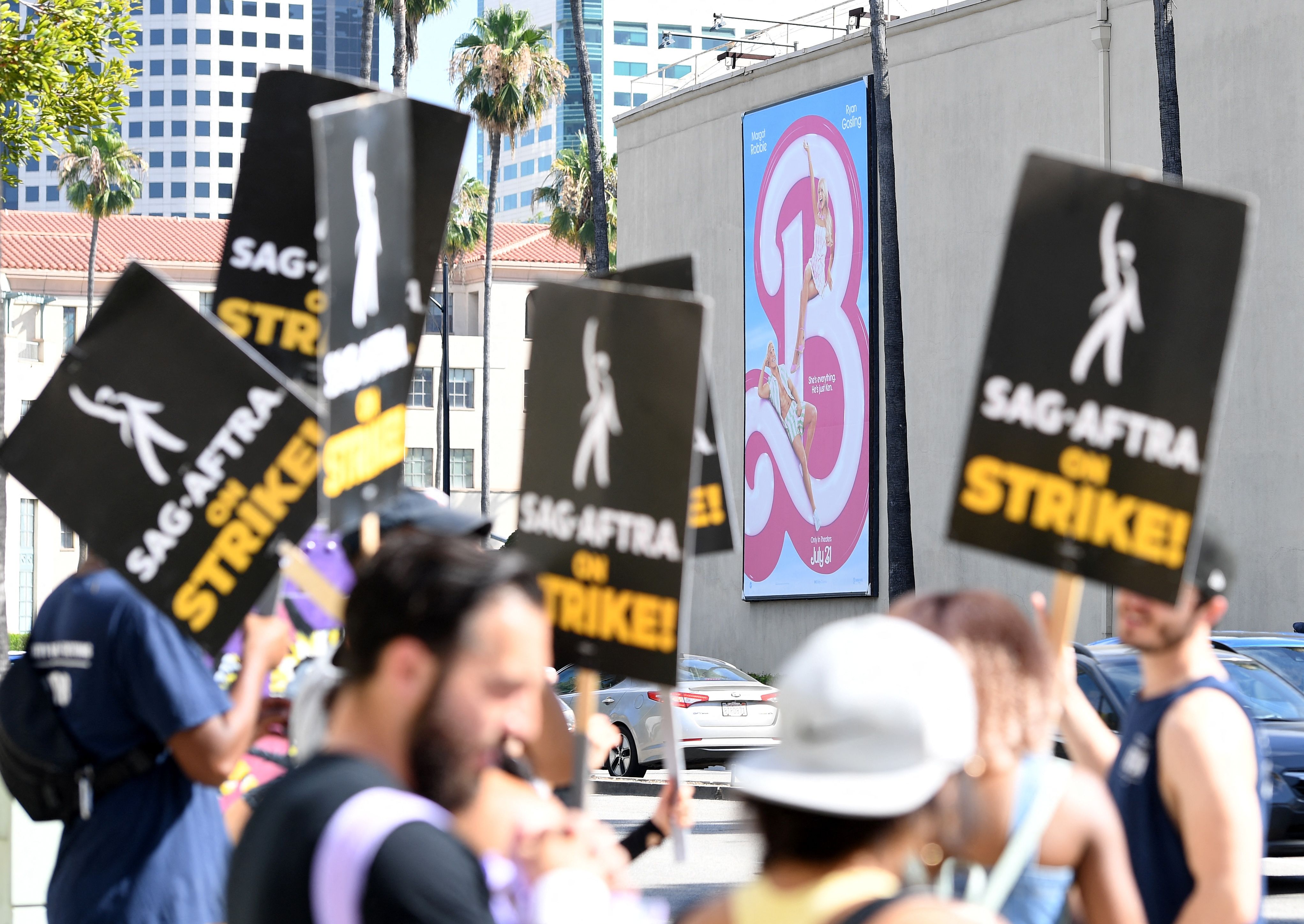 ENTERTAINMENT-US-CINEMA-TELEVISION-STRIKE