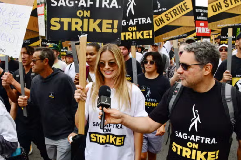 Margot Robbie march strike