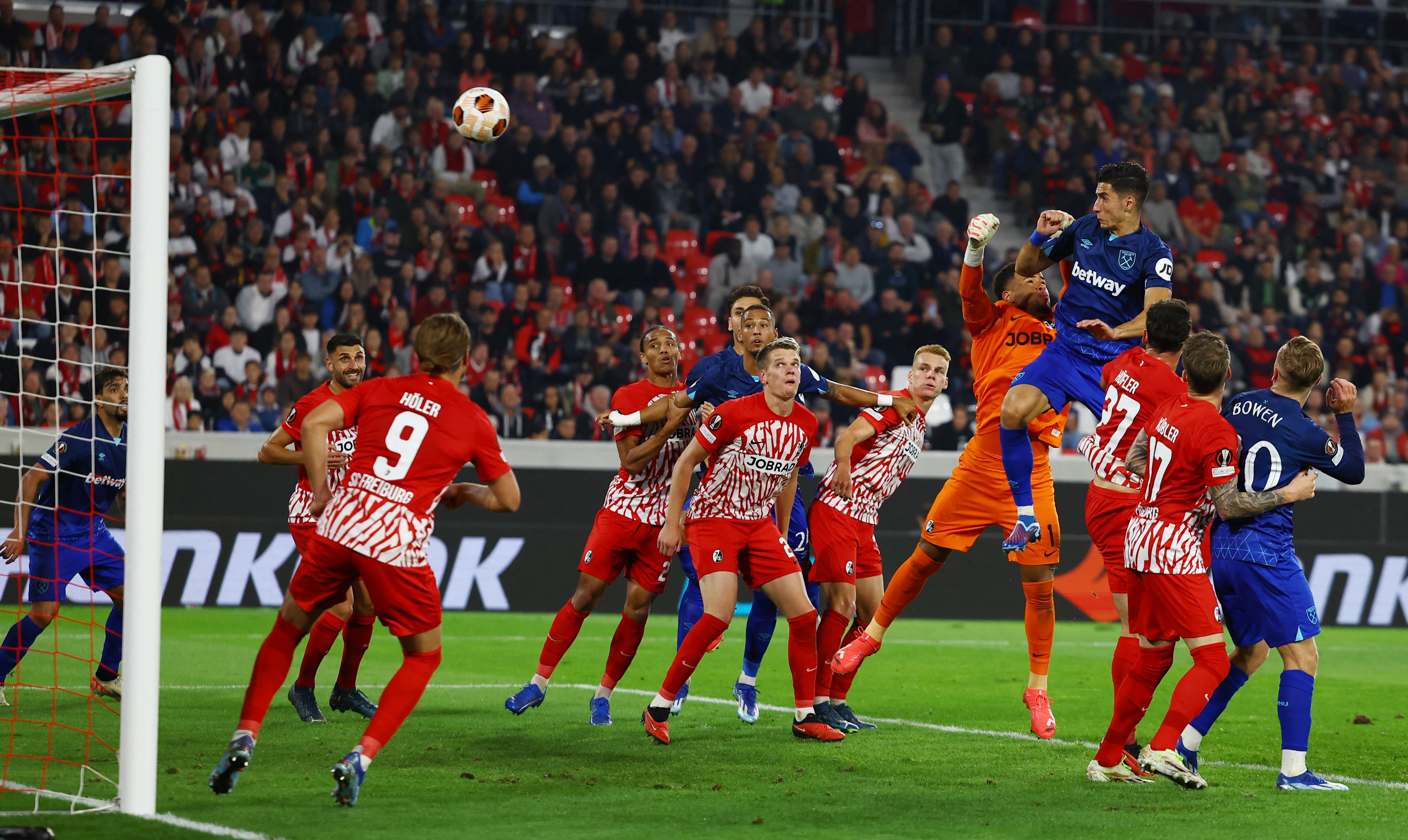 Freiburg 1-2 West Ham: Hammers punish hosts’ errors to win without fans