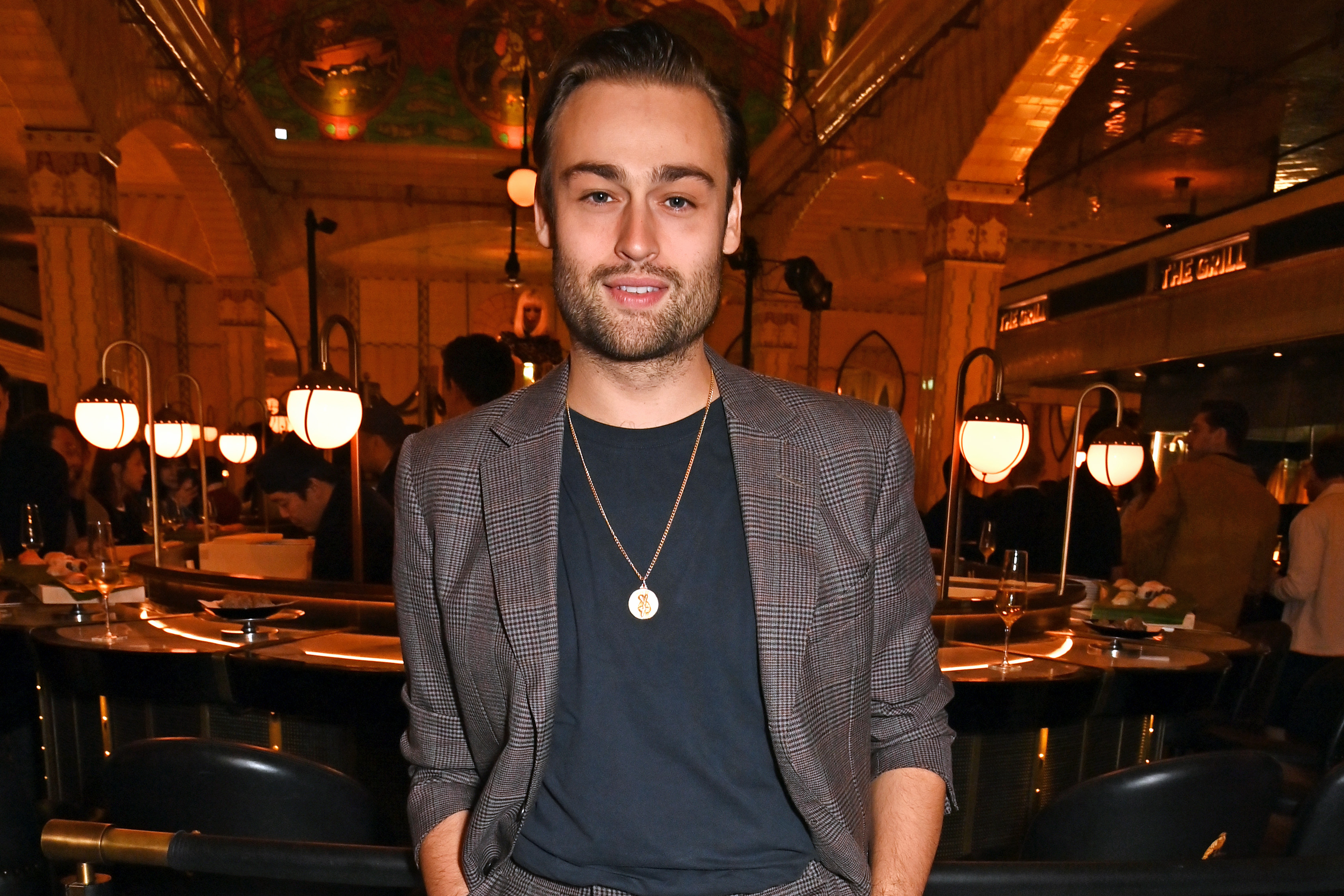 Douglas Booth says his dad 'tragically took his own life' 