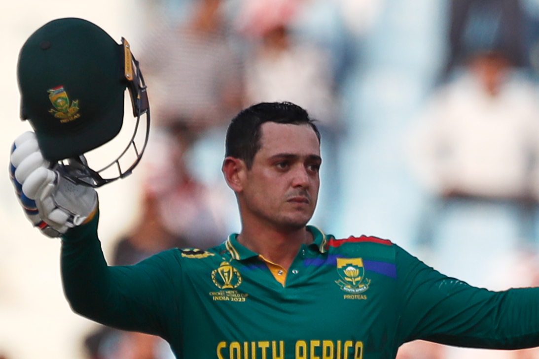 Australia fearing early exit as De Kock fires South Africa to big win