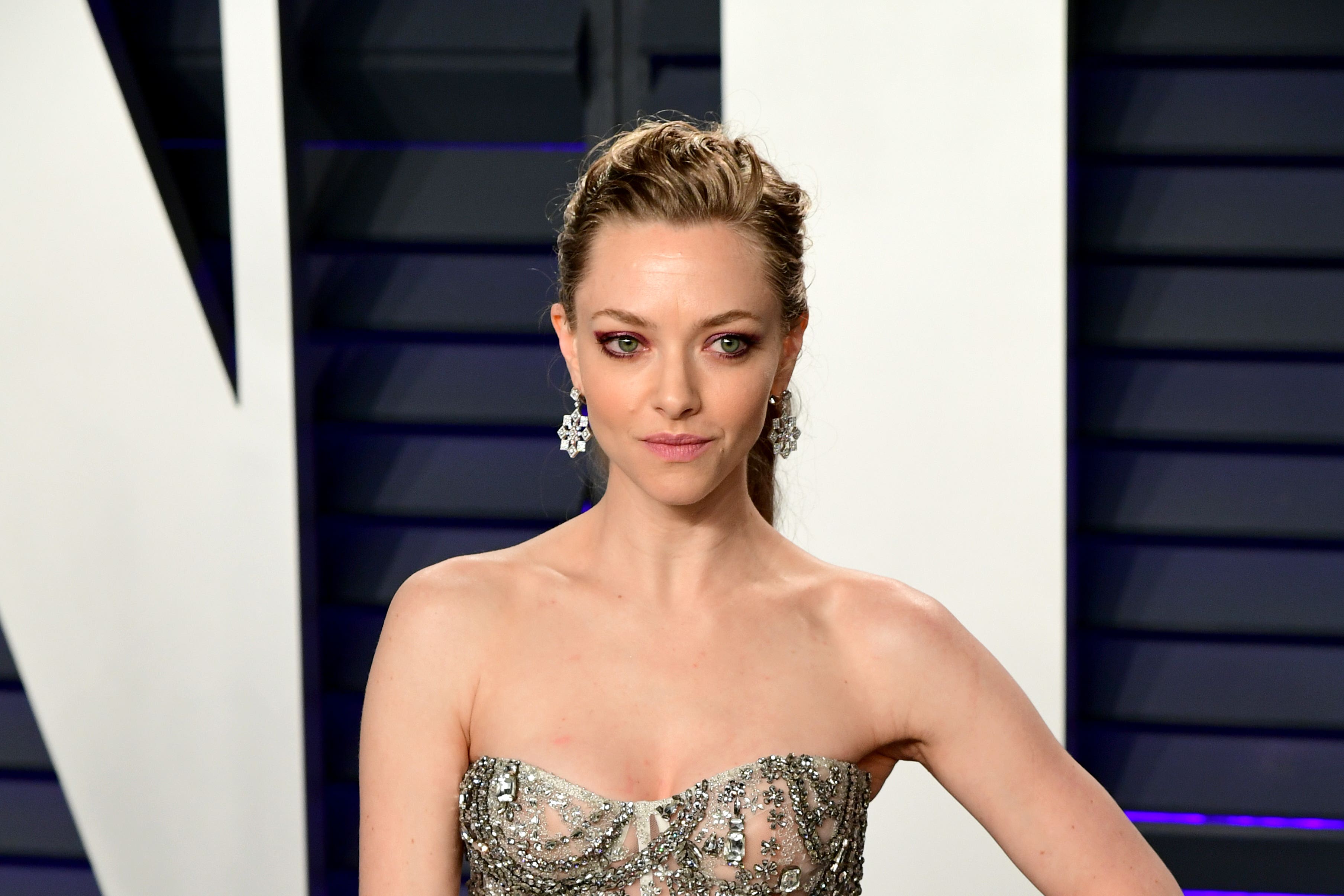Amanda Seyfried and Will Ferrell among Golden Globe presenters