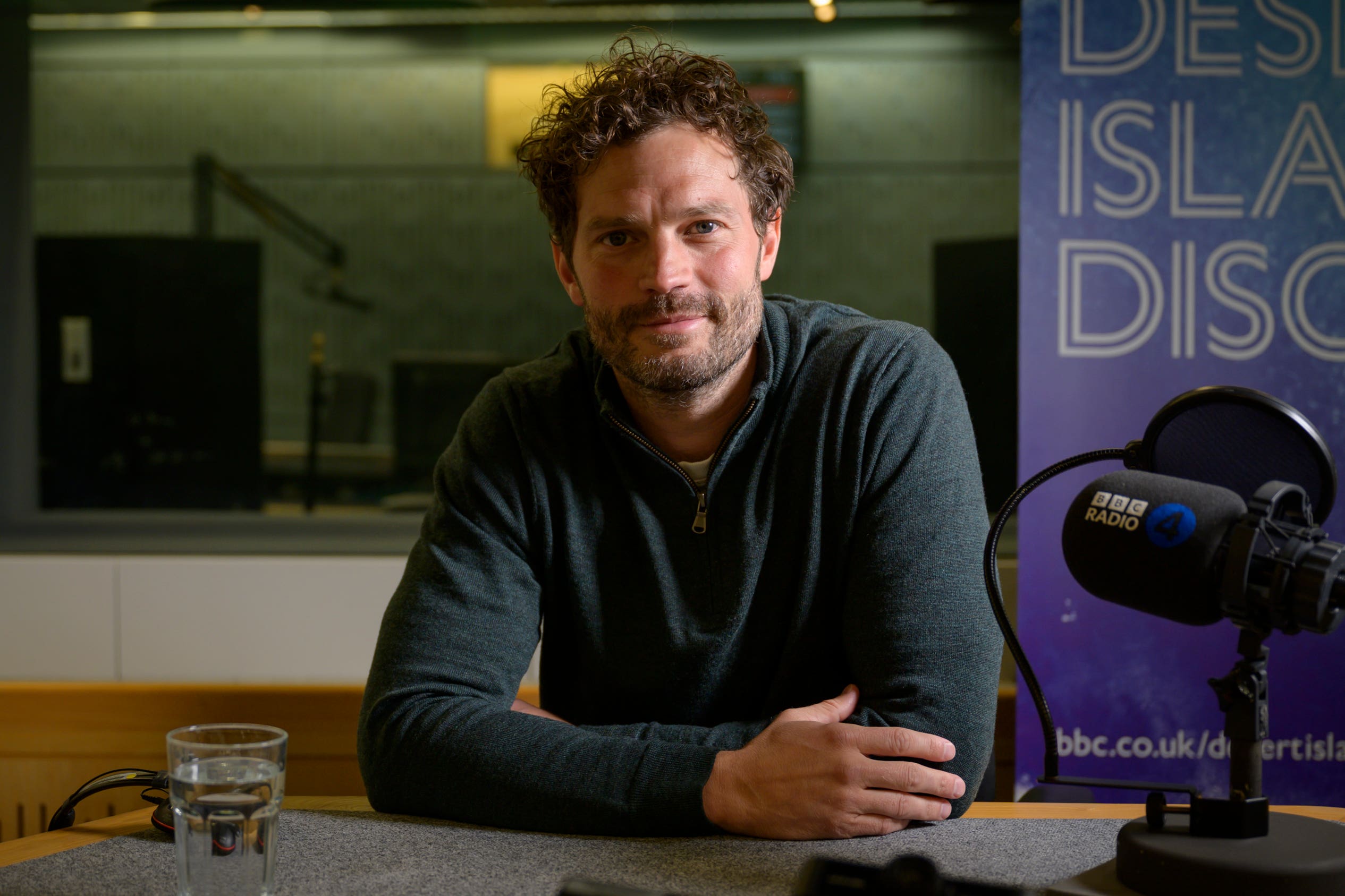 Jamie Dornan grateful to father who insisted mother’s death would not define him