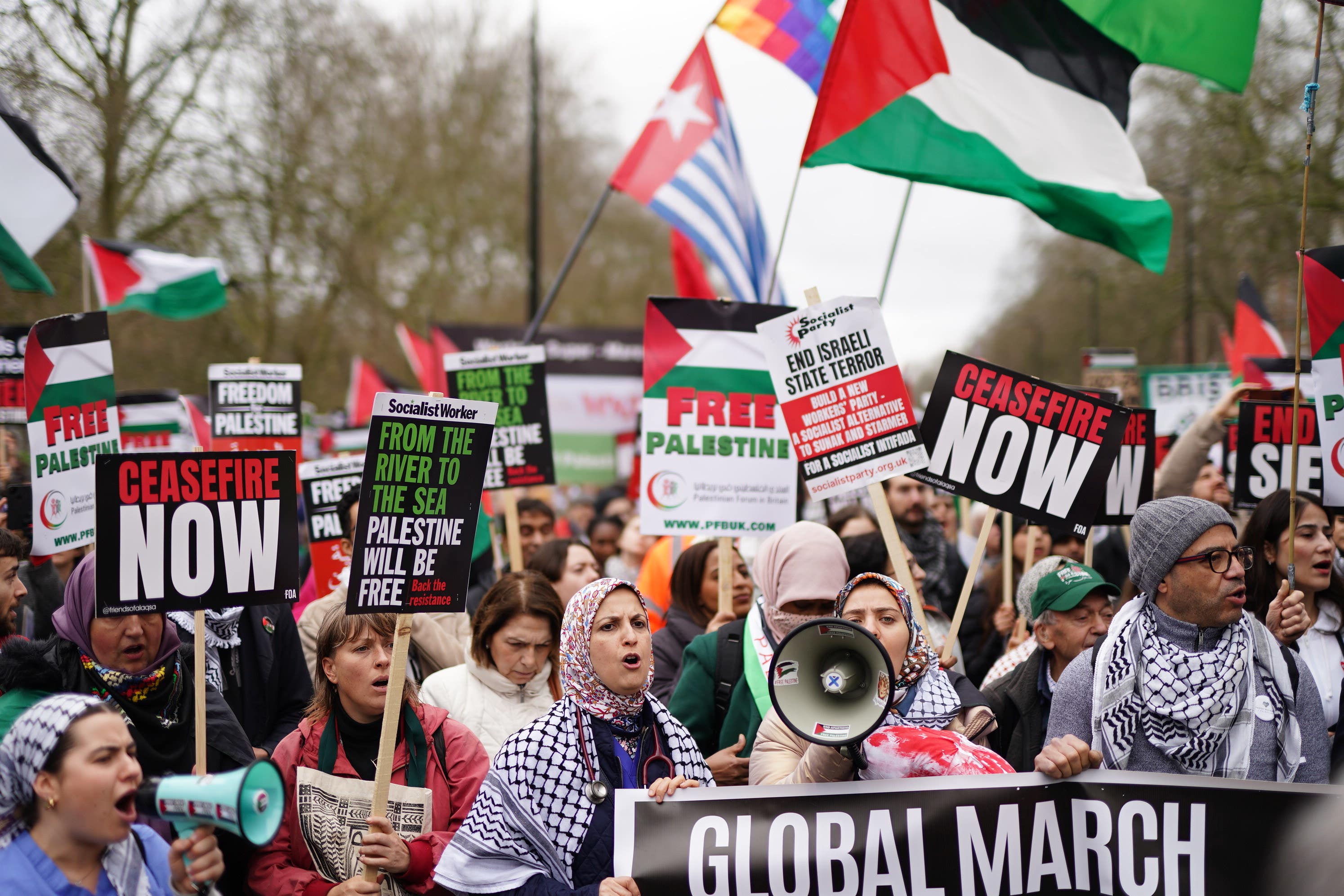 Protest organisers should have to give more warning to the police, say MPs
