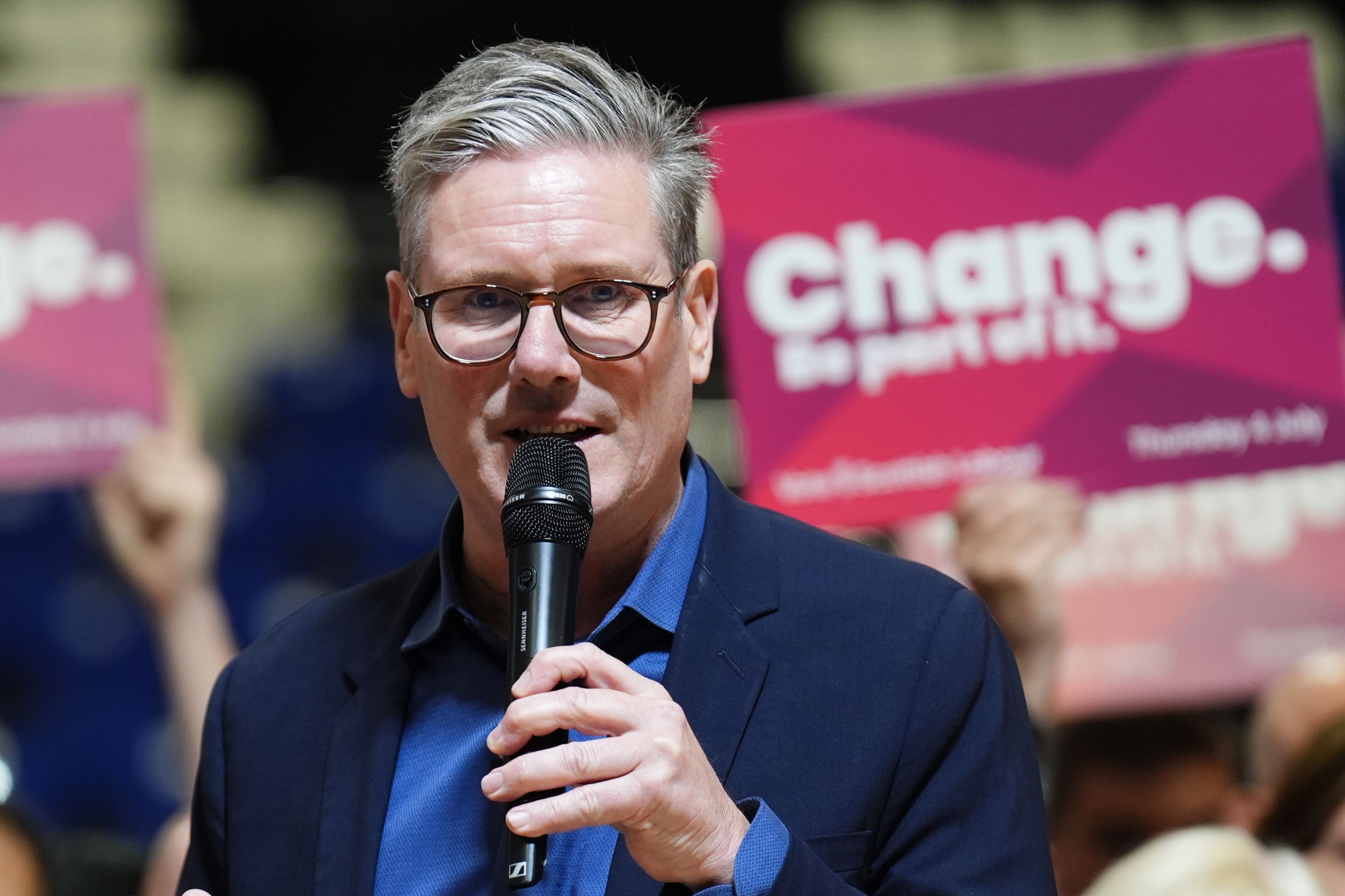 Keir Starmer set for No10 as final poll shows Tories flatlining on 19% record low