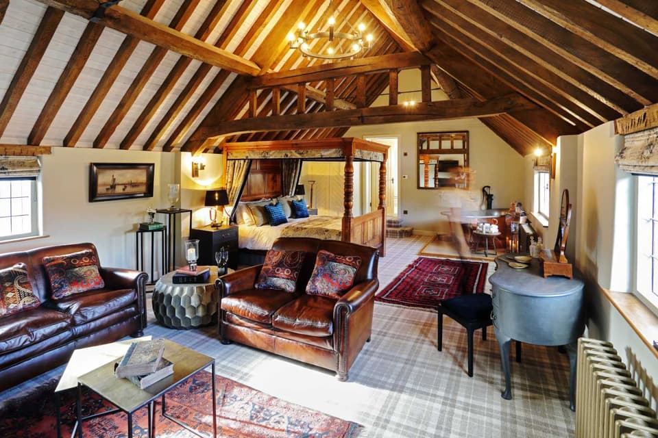 The Harcourt Arms 