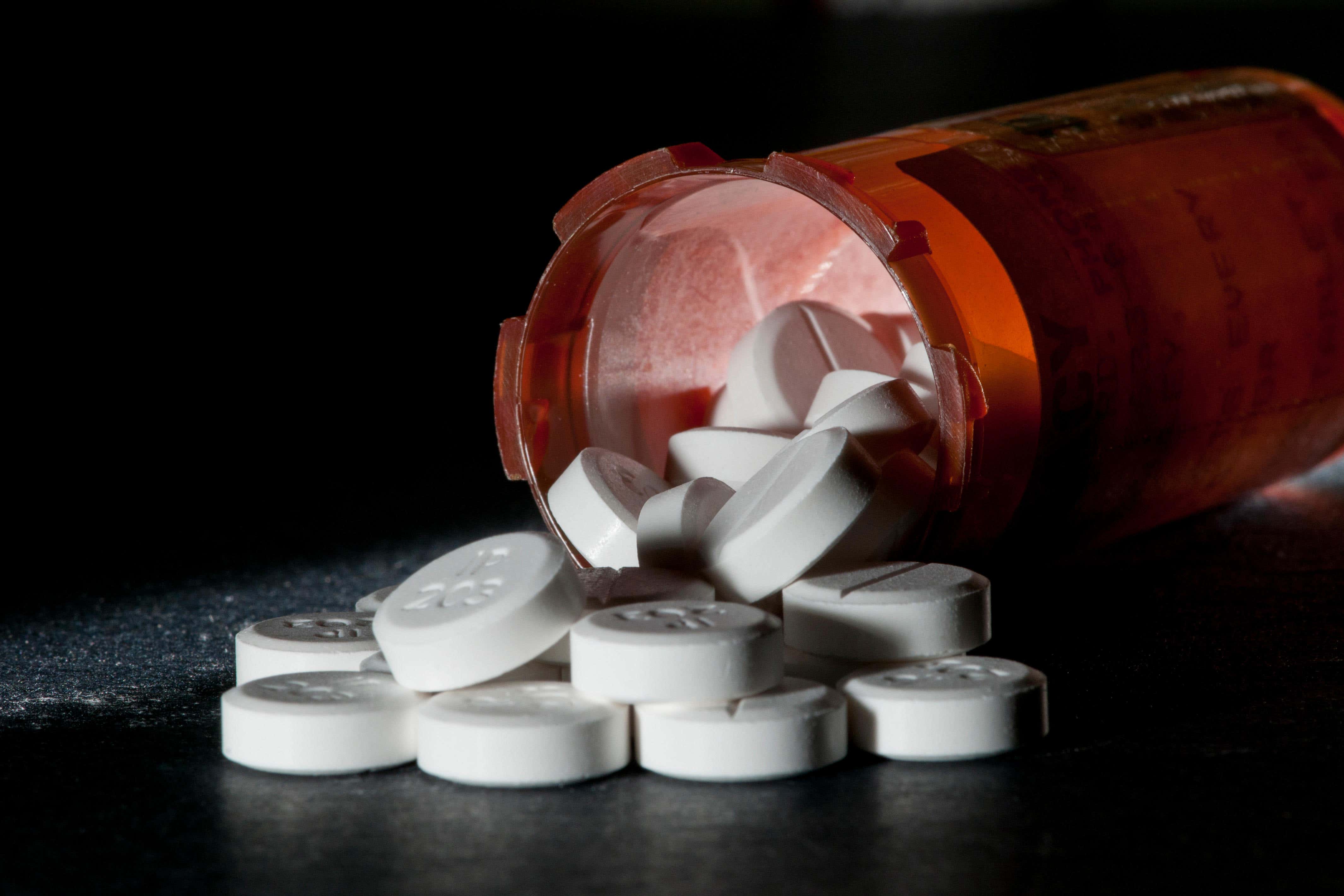 Concern over number of patients addicted to opioid pain killers