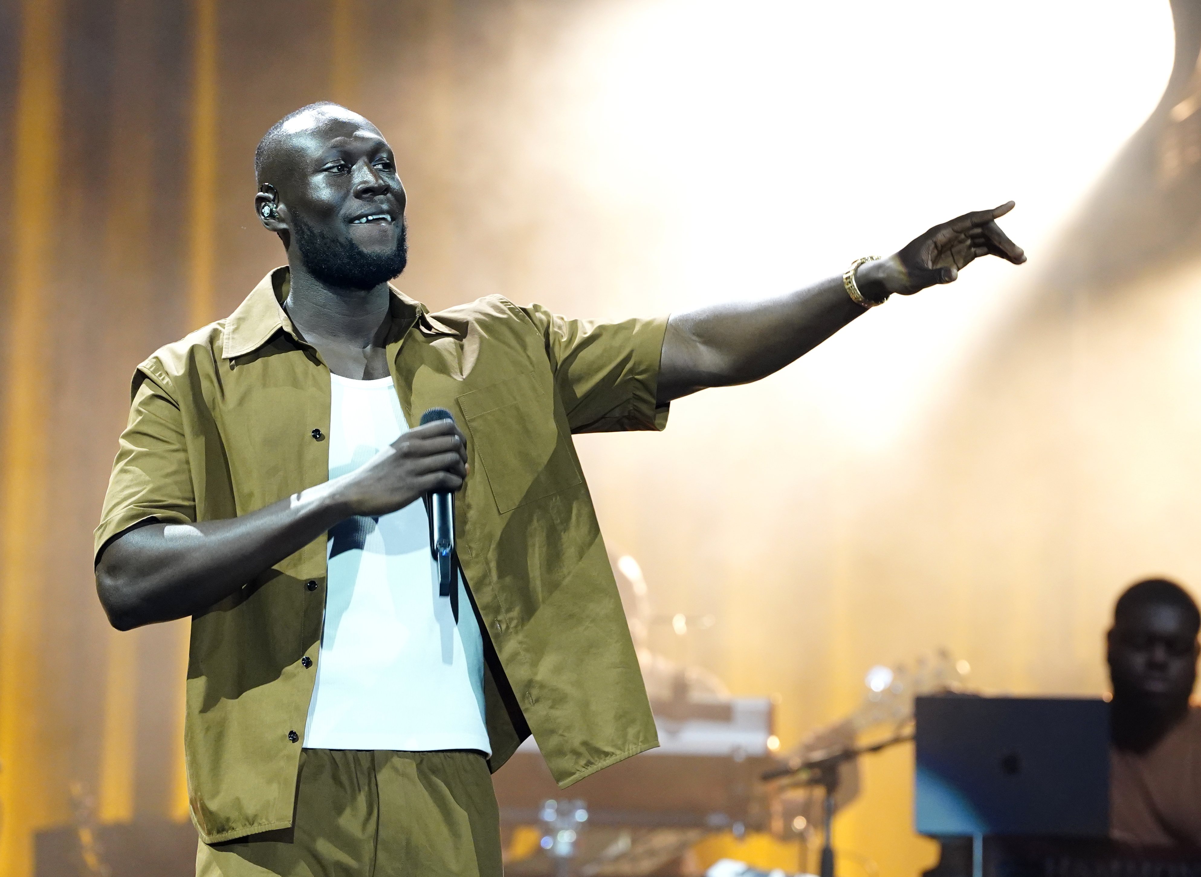 Stormzy 'caught using phone while driving' Rolls Royce in Kensington