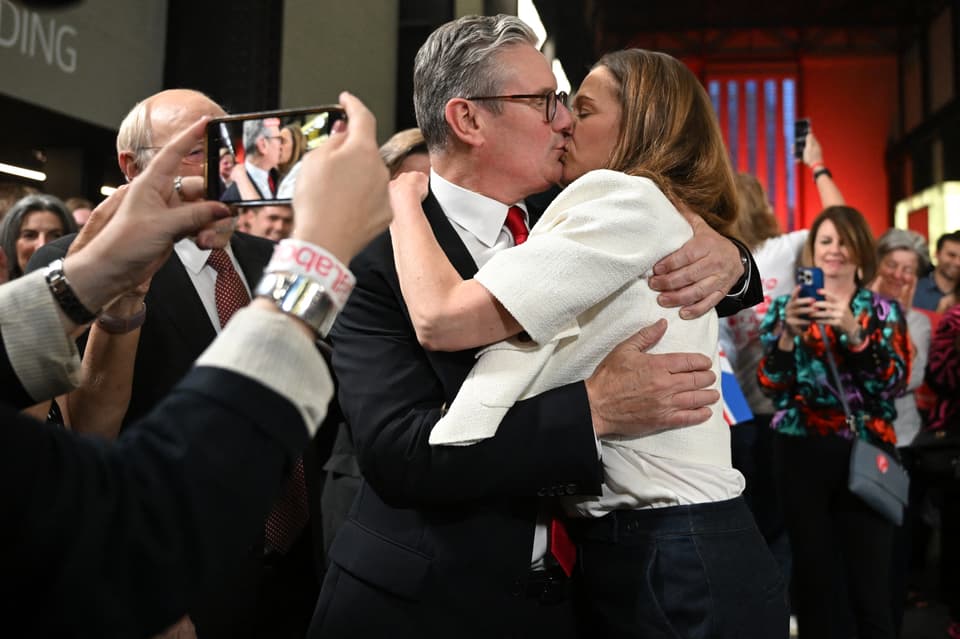 TOPSHOT-BRITAIN-POLITICS-VOTE-AFP PICTURES OF THE YEAR 2024