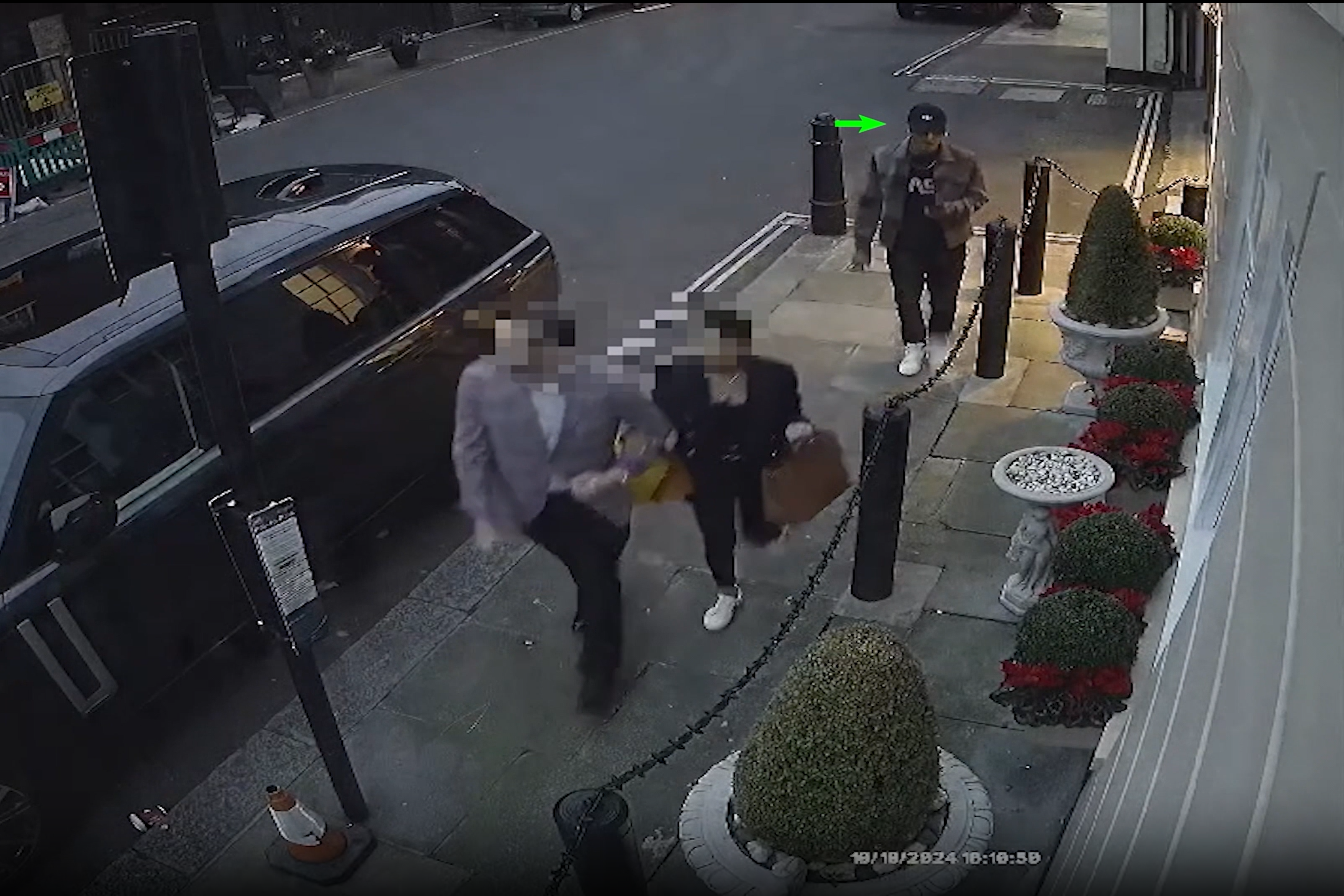 Thief caught after trying to steal luxury watch from plain clothes officers
