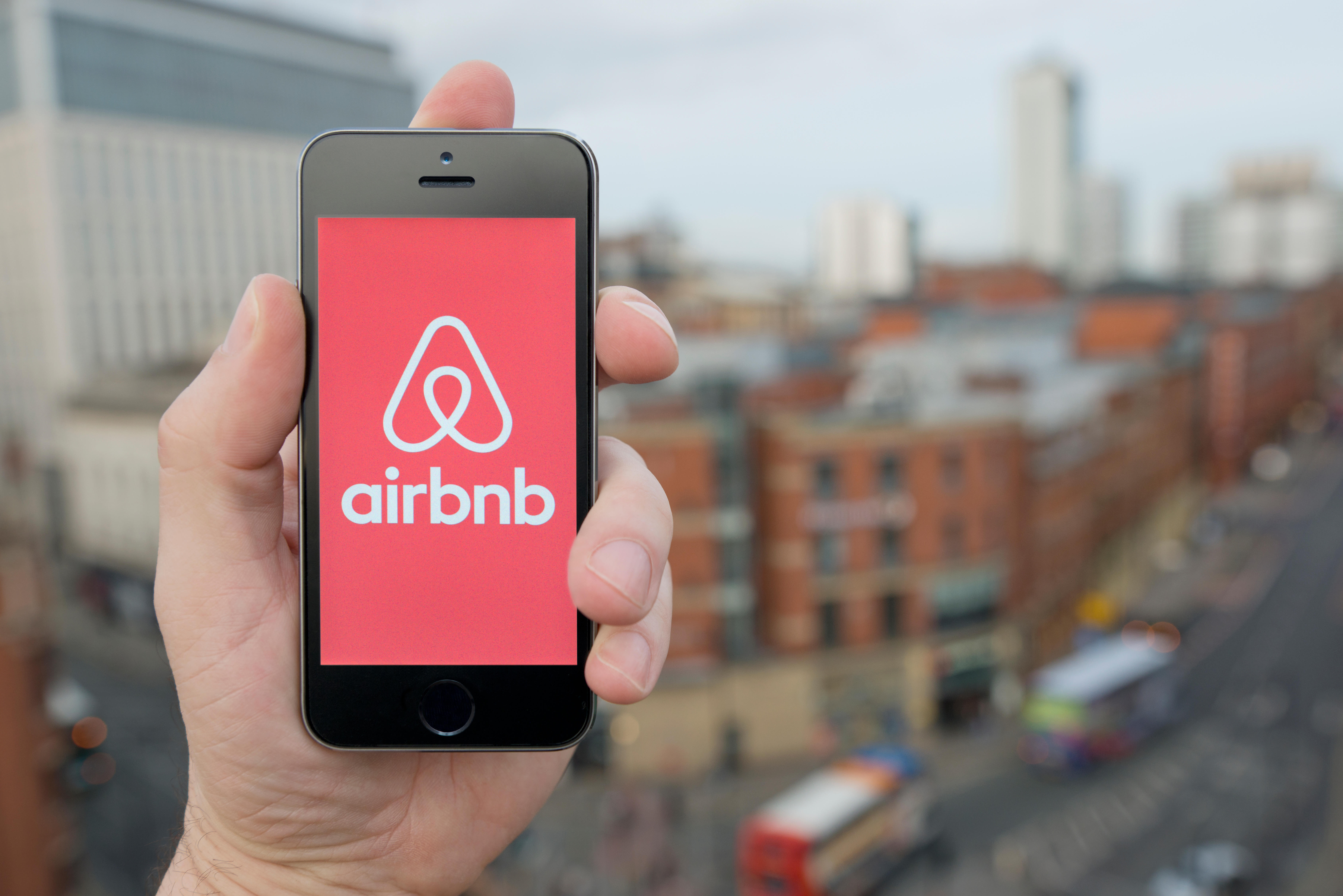 Airbnb-style lets in London face crackdown with registration scheme