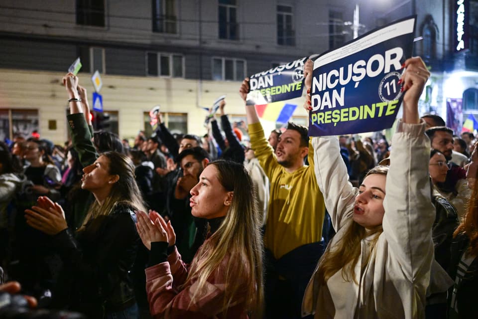 ROMANIA-POLITICS-VOTE