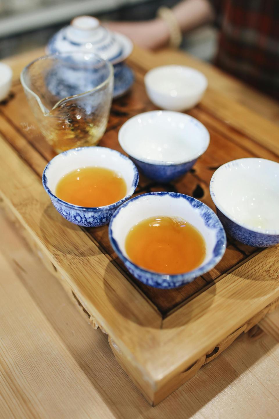 Green tea contains catechins which protect the brain