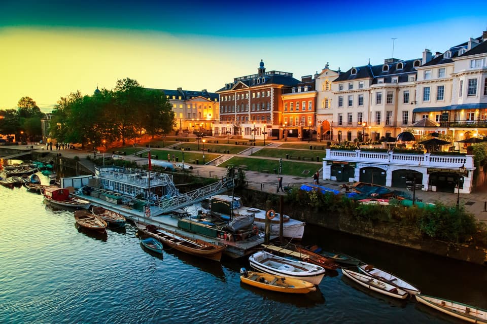 Dusk settling over London Borough of Richmond upon Thames