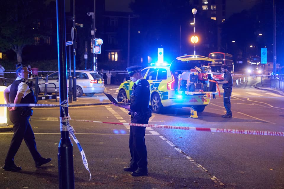 Police incident in Clissold Park