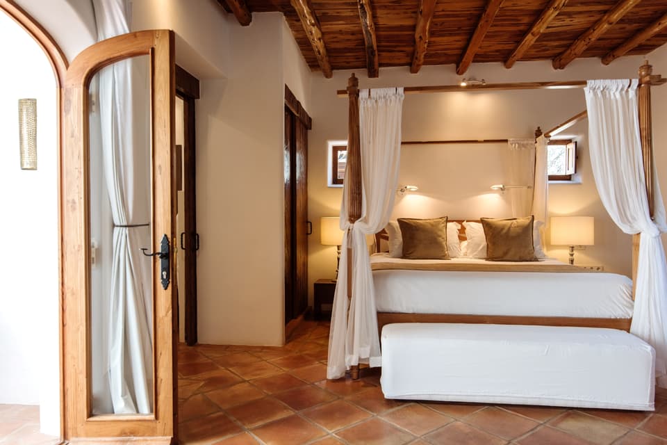 A September Stay at Atzaró Agroturismo Hotel