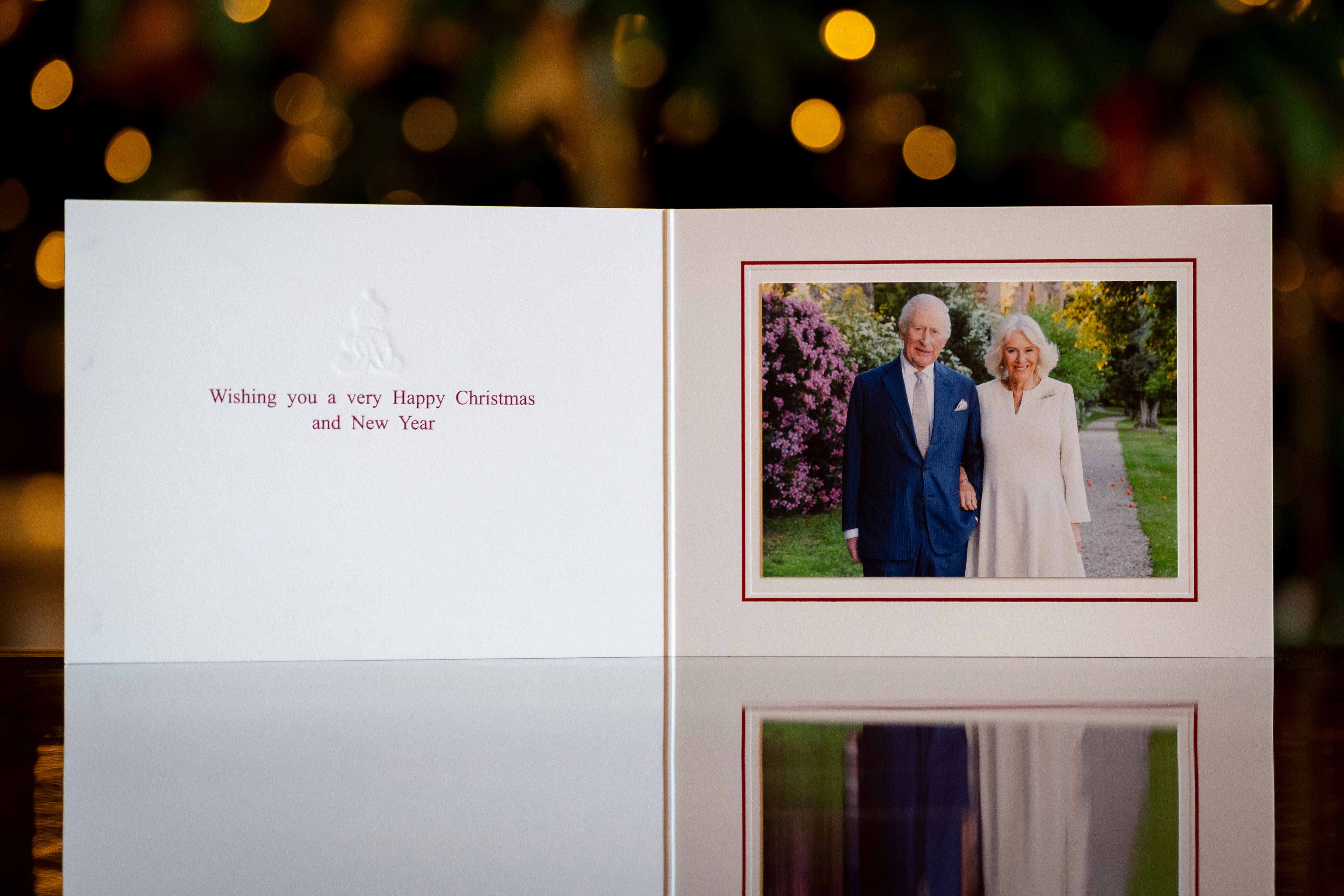 King and Queen’s Christmas card features 20th wedding anniversary portrait