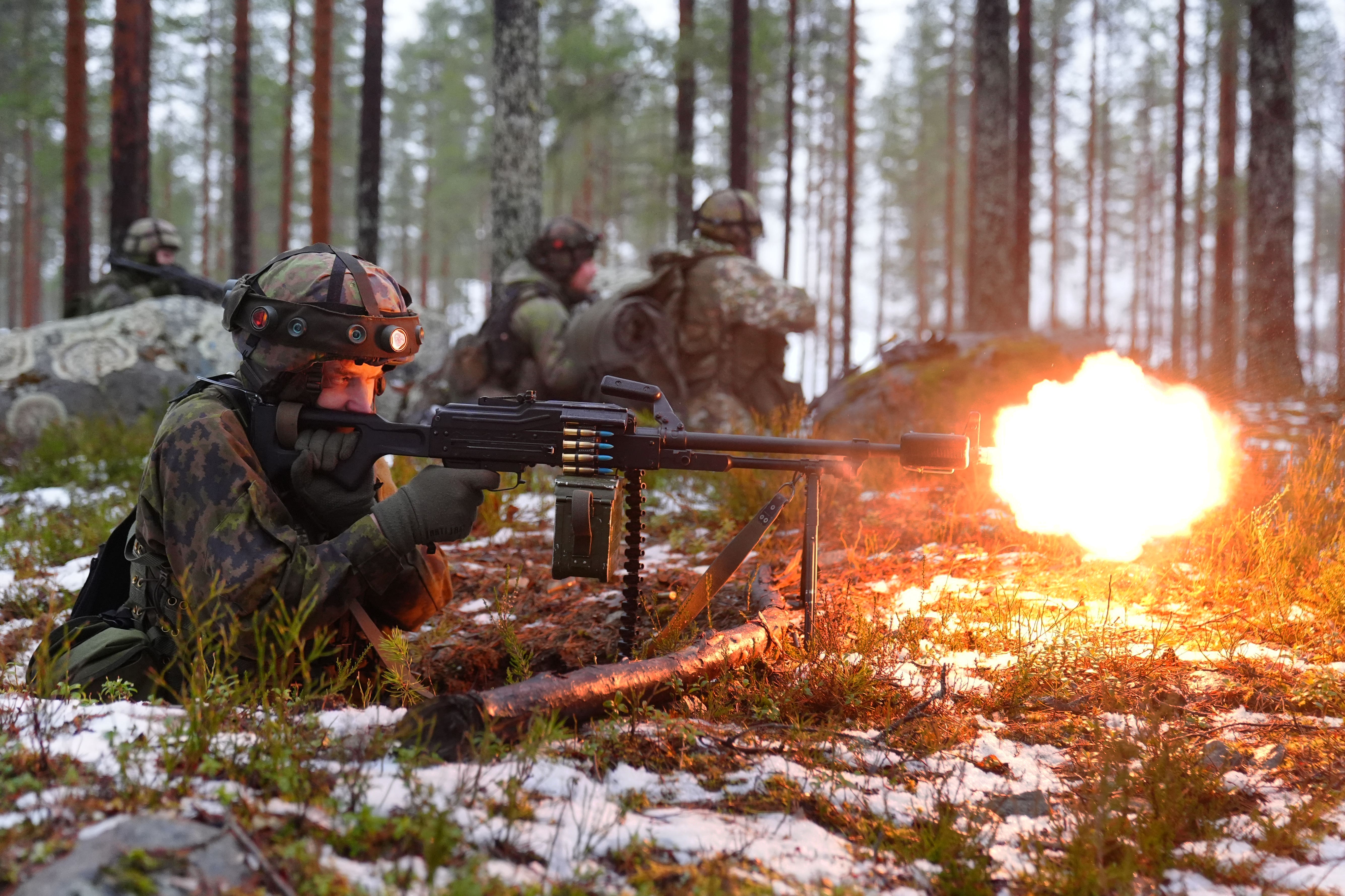 British troops sent to Ukraine must be ready to fight Putin army, says ex-Nato chief