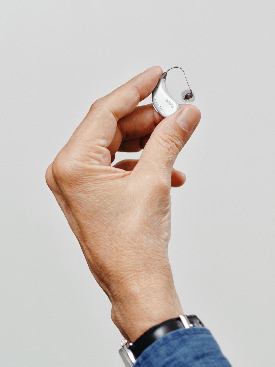 fortells white hearing aid 