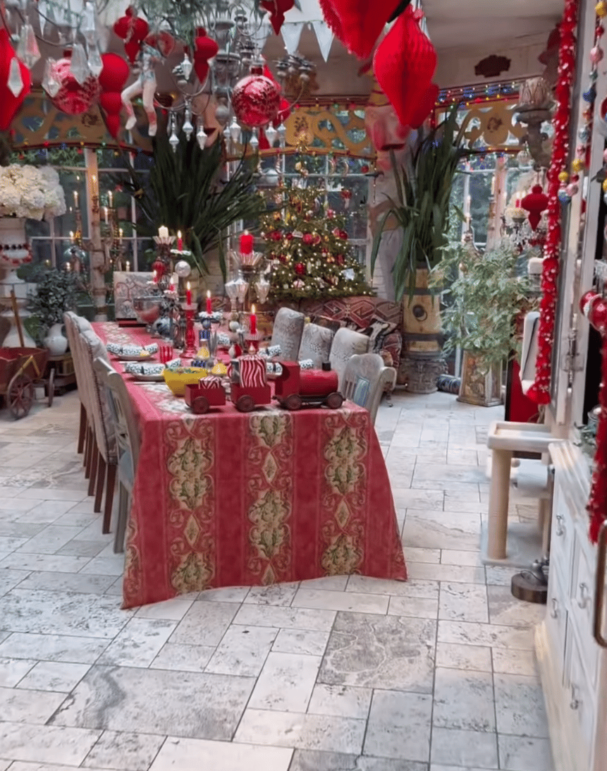 Richard E Grant Christmas decoration London home