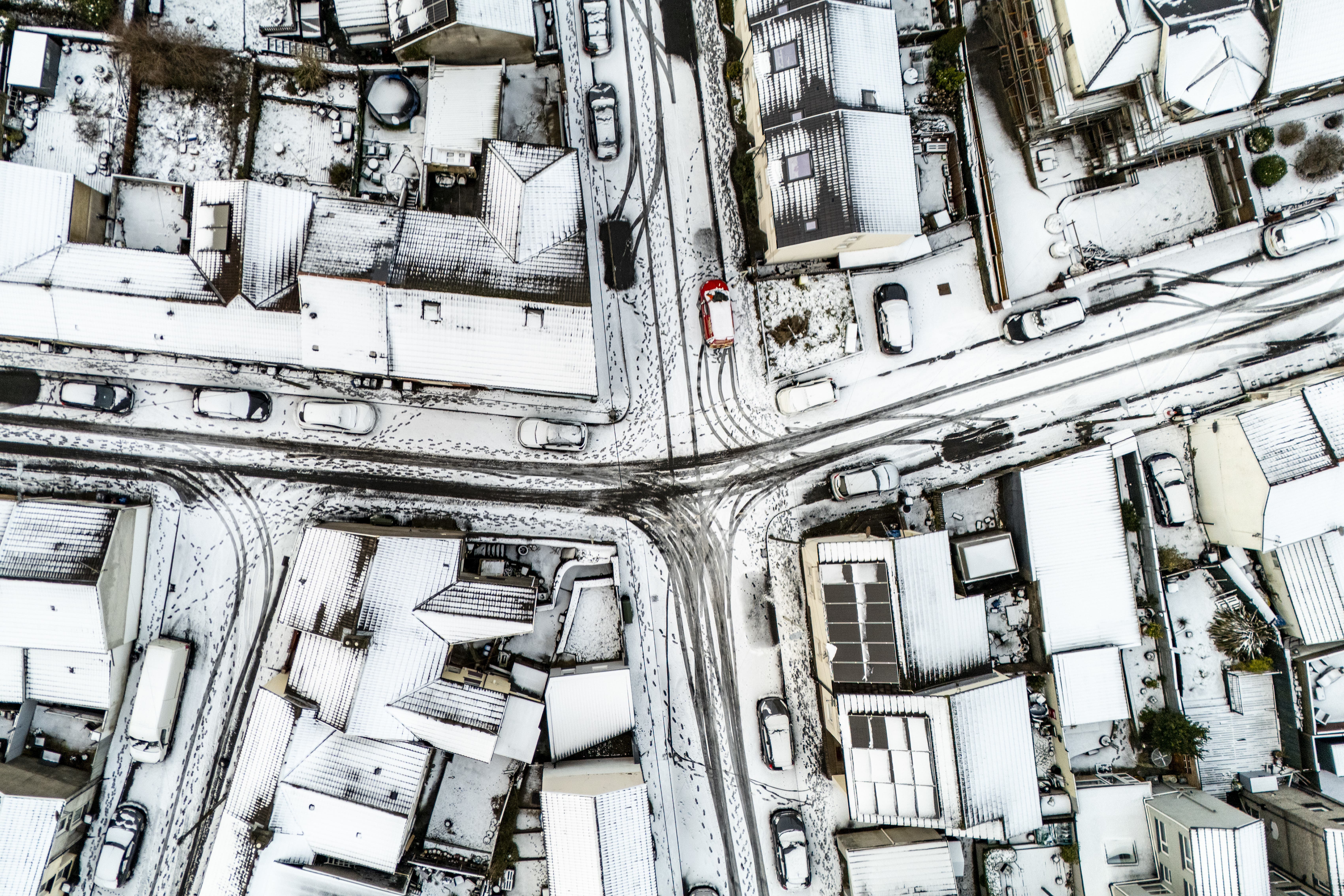 In Pictures: Storm Goretti batters Britain with snow, wind and rain