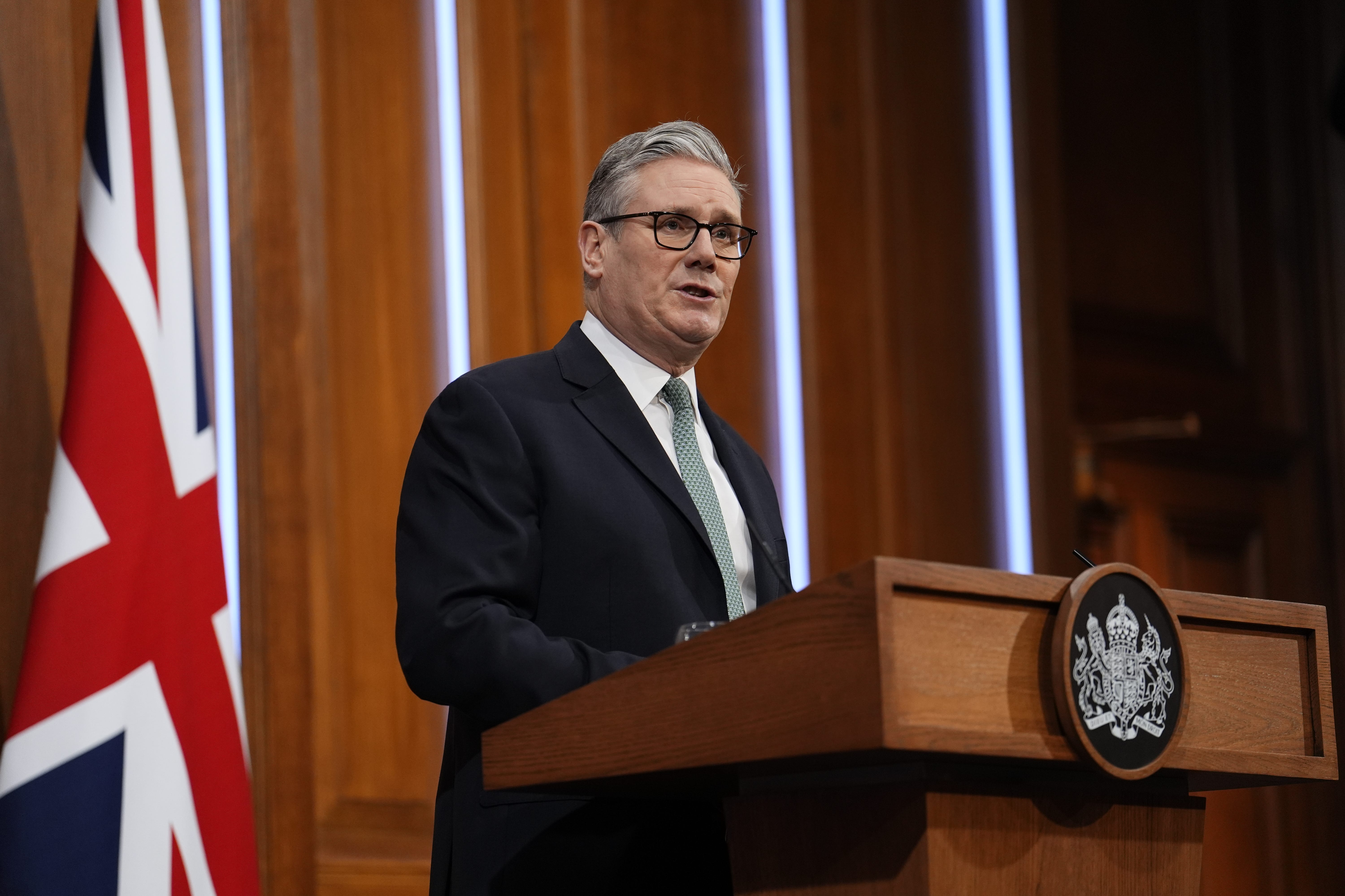 Starmer urges calm and unity in the face of Trump’s Greenland threats