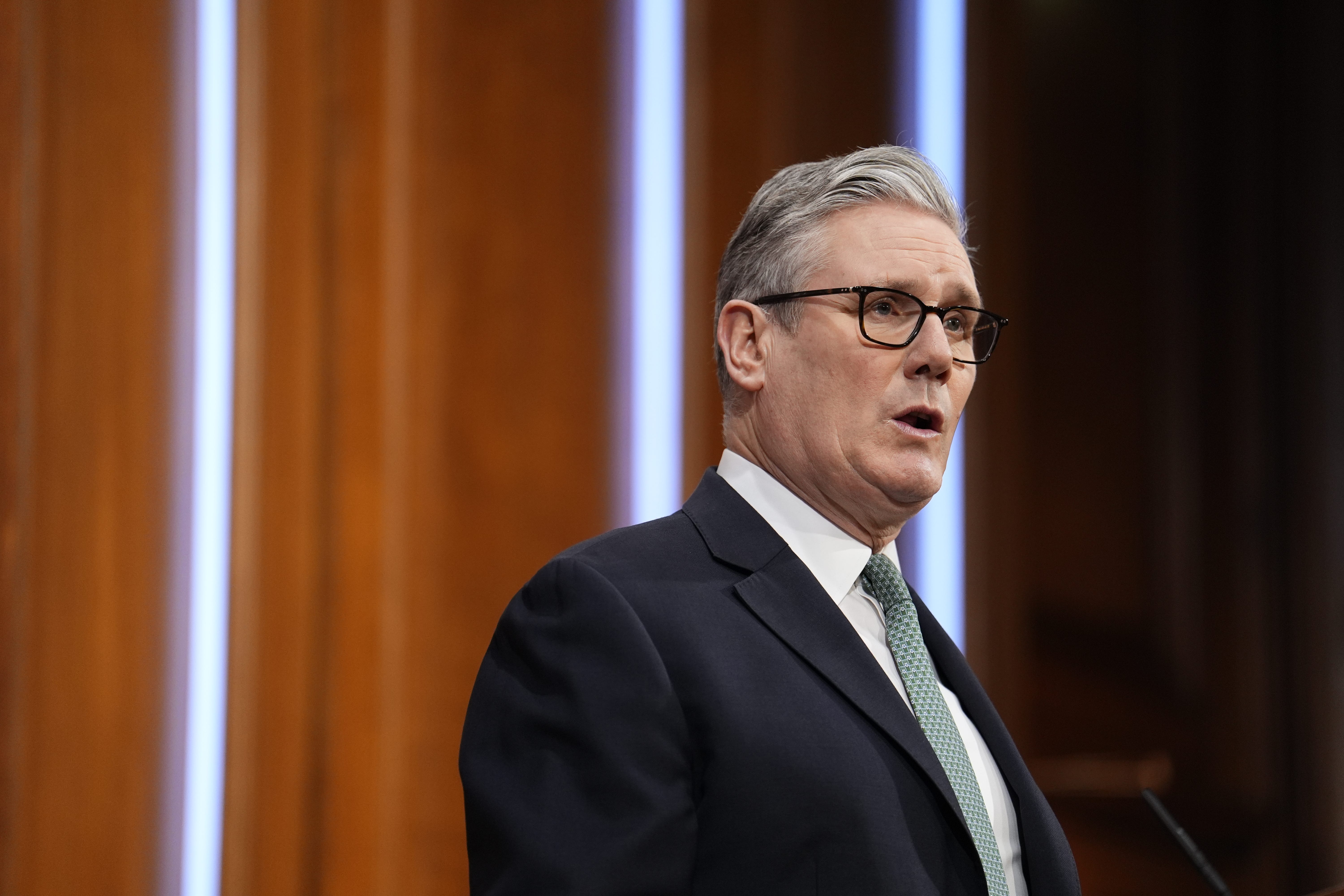 Keir Starmer: Trump’s Chagos deal U-turn is about pressuring UK over Greenland