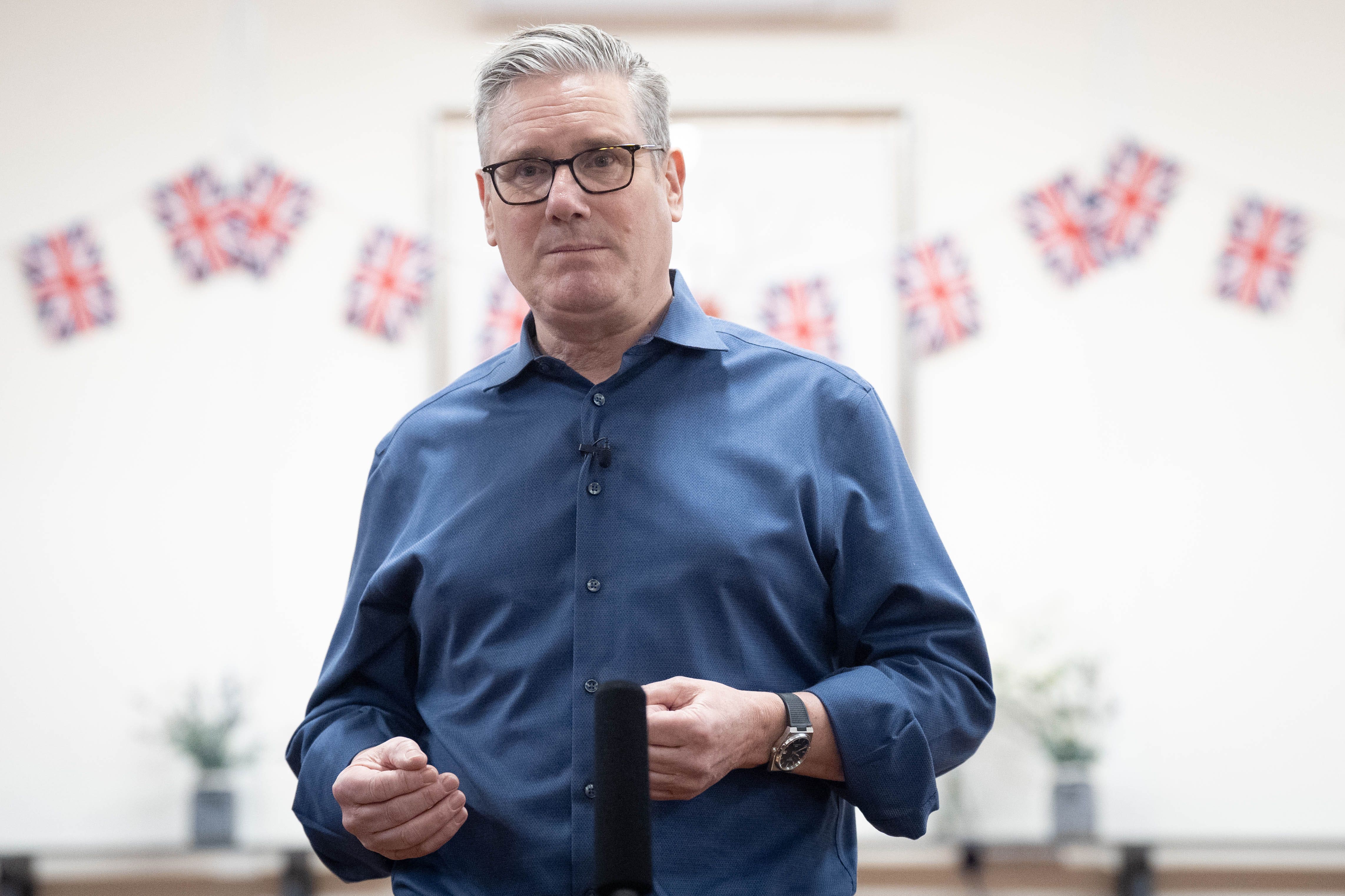 Sir Keir Starmer says he does not have to choose between ties with China and US