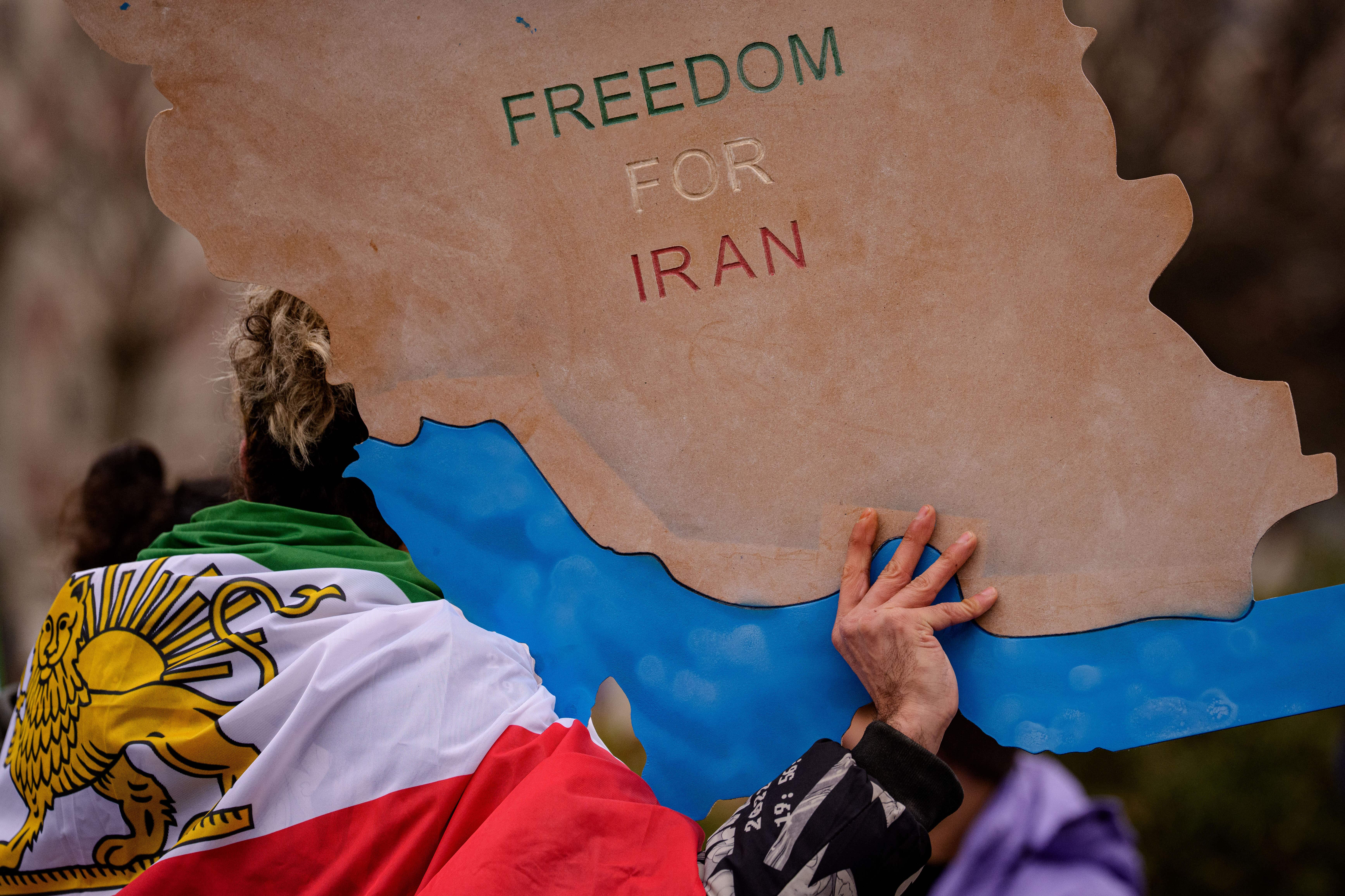 UK condemns ‘brutal’ Iranian regime as Donald Trump sends armada to region