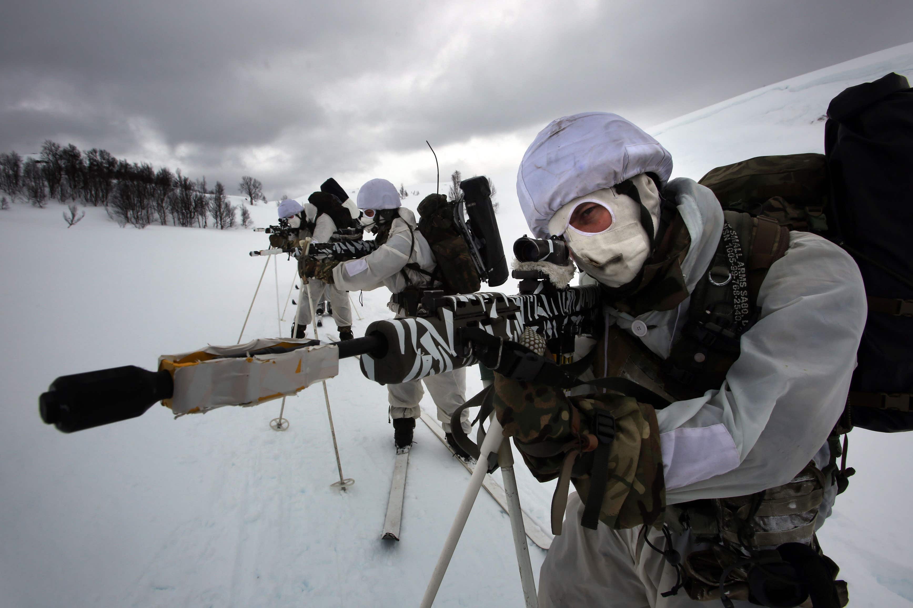 UK to deploy more troops to Norway in response to Putin’s Arctic threat