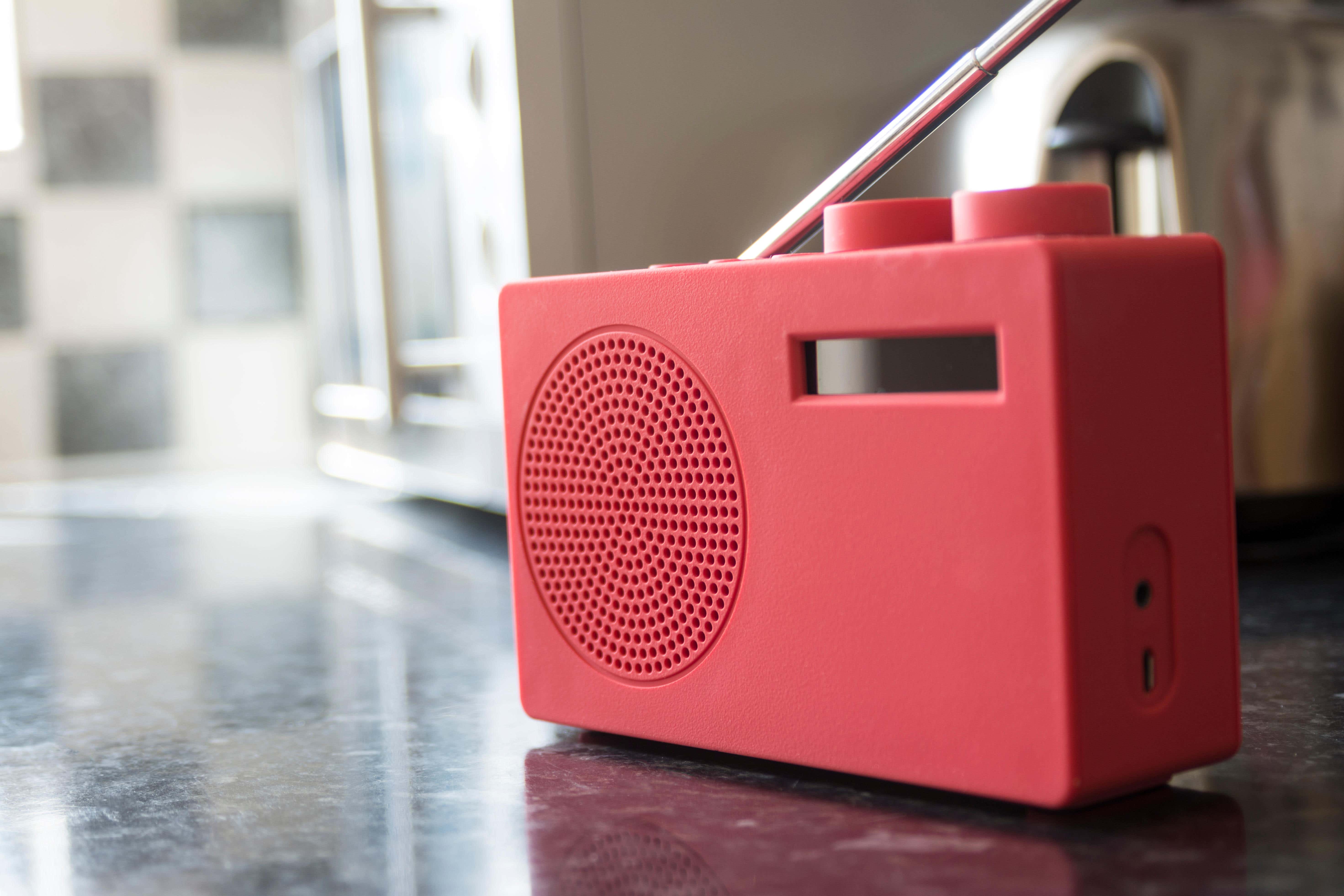 Government launches UK radio review as digital listening hits almost 75%